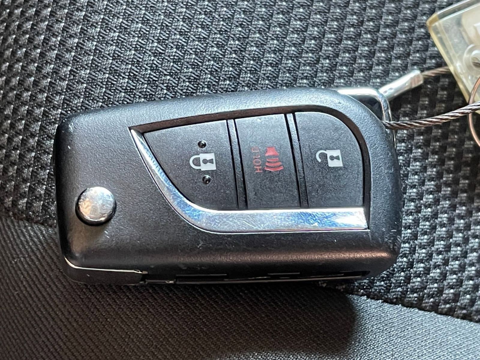 Thumbnail: 2025 Toyota RAV4 - 22