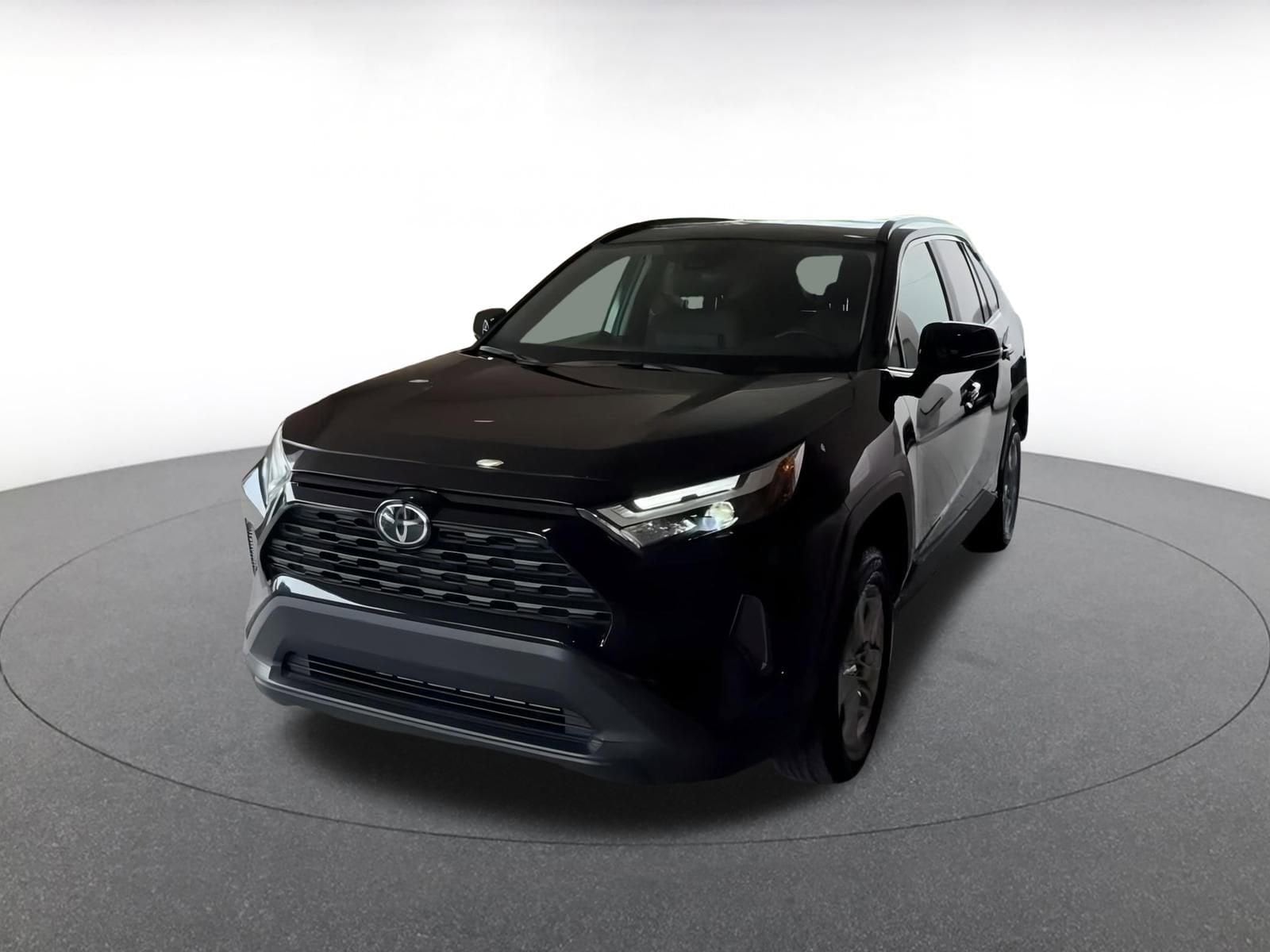 Thumbnail: 2025 Toyota RAV4 - 15