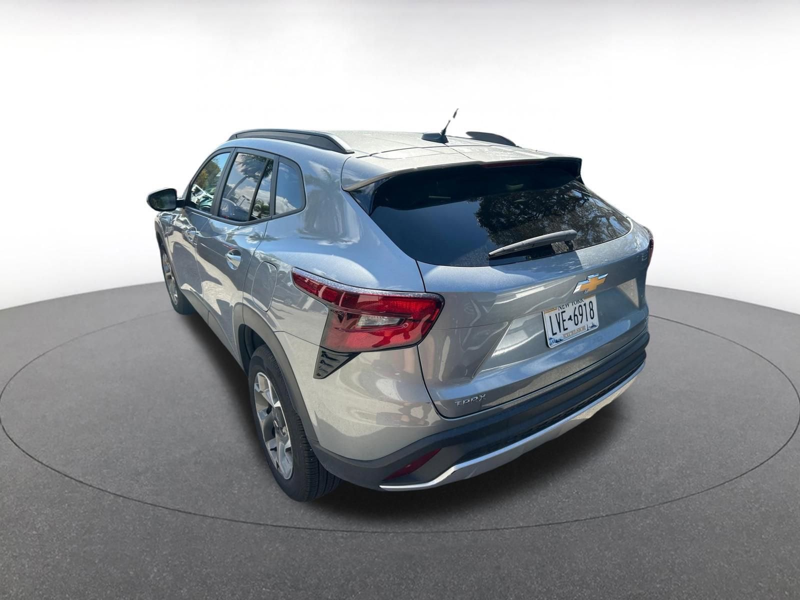 Thumbnail: 2025 Chevrolet Trax - 6