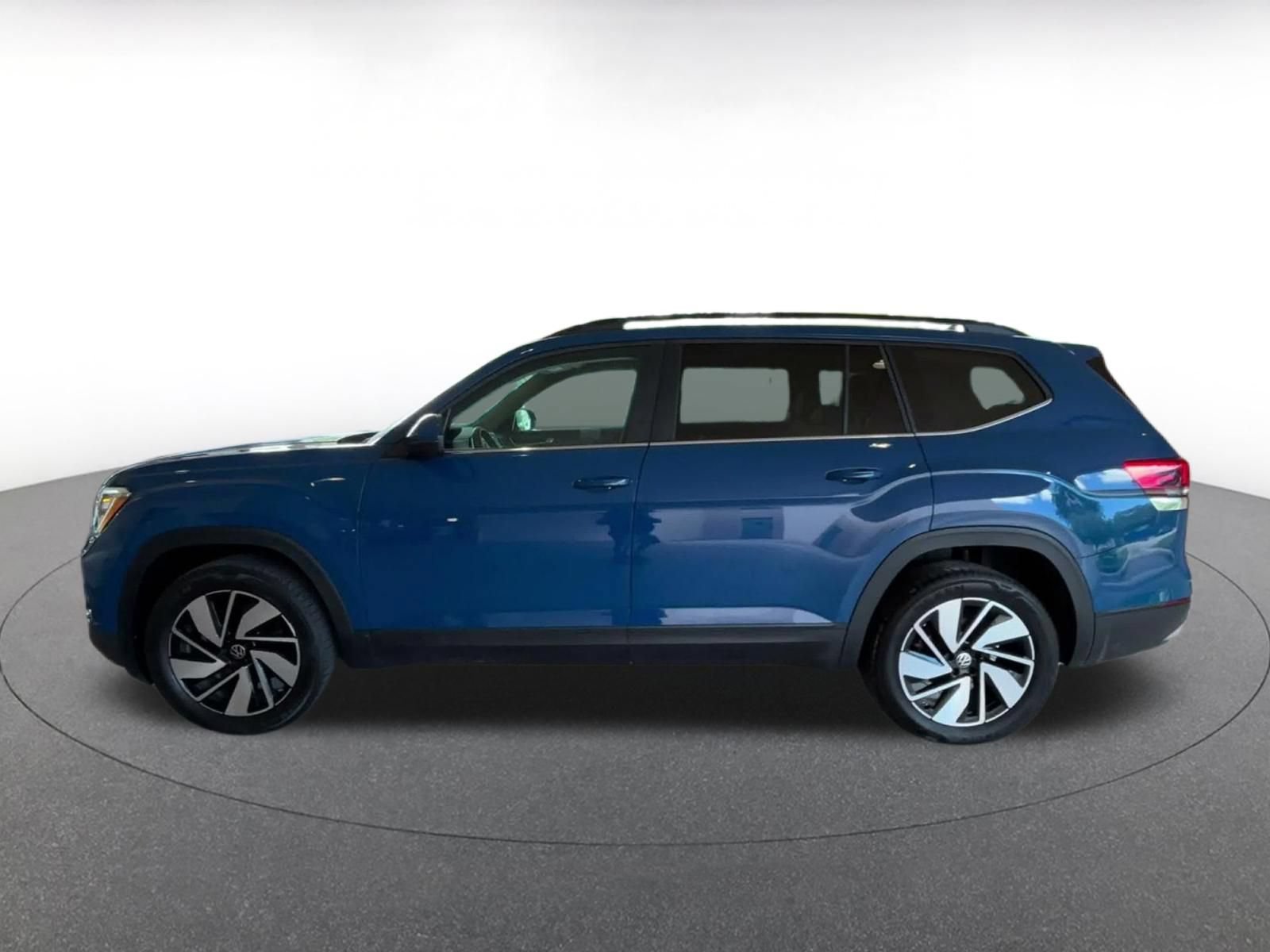 Thumbnail: 2026 Volkswagen Atlas - 8