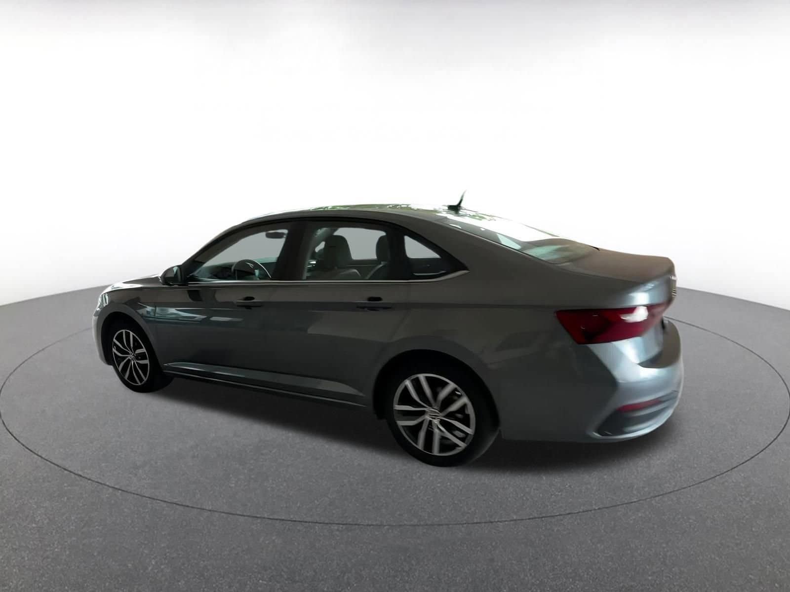 Thumbnail: 2025 Volkswagen Jetta - 10