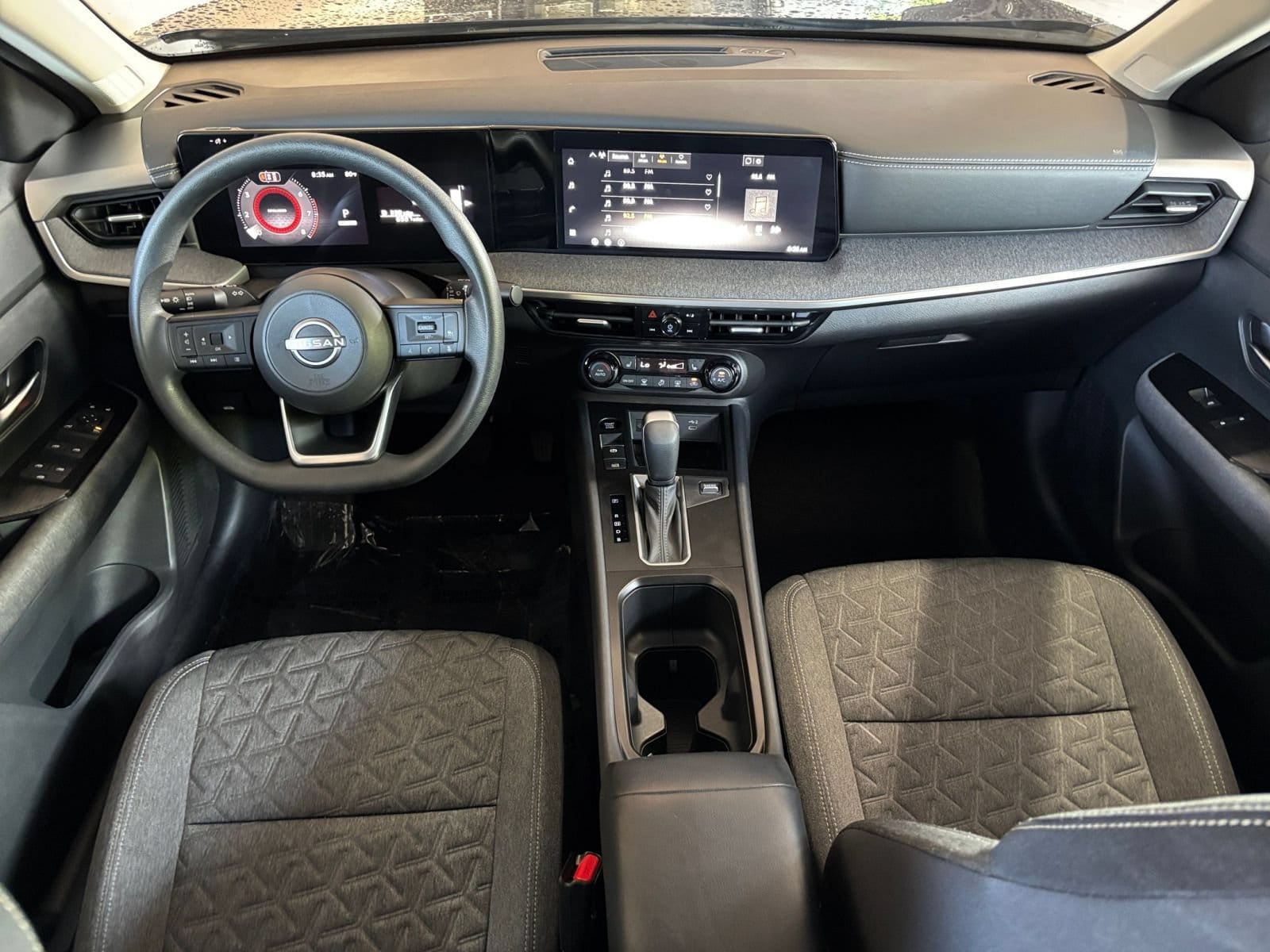 Thumbnail: 2026 Nissan Kicks - 32