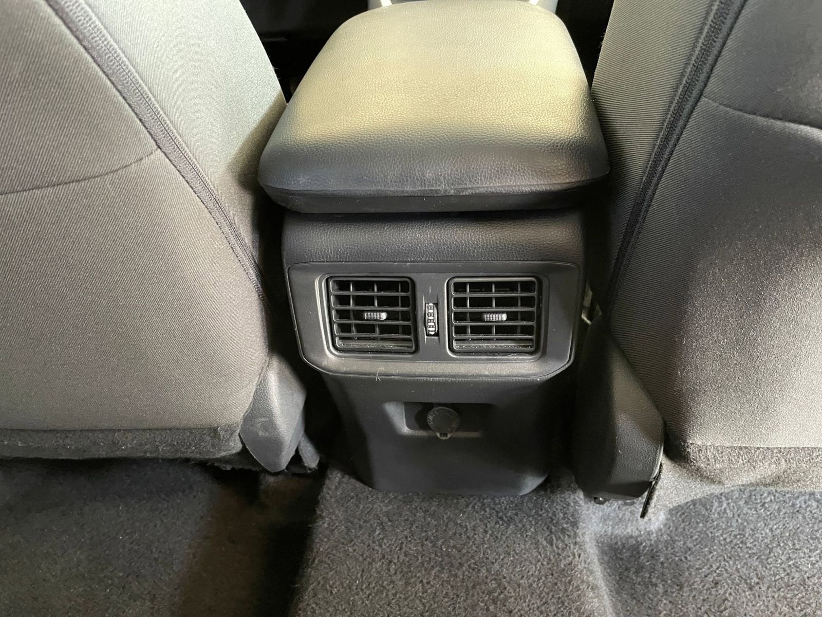 Thumbnail: 2025 Toyota RAV4 - 23