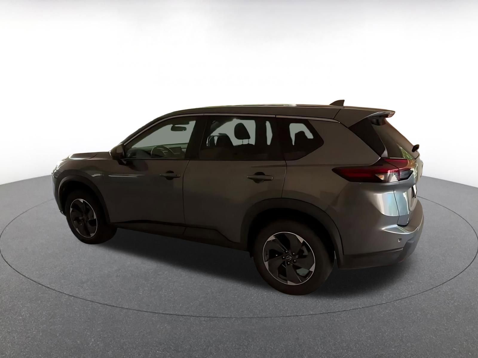 Thumbnail: 2025 Nissan Rogue - 10