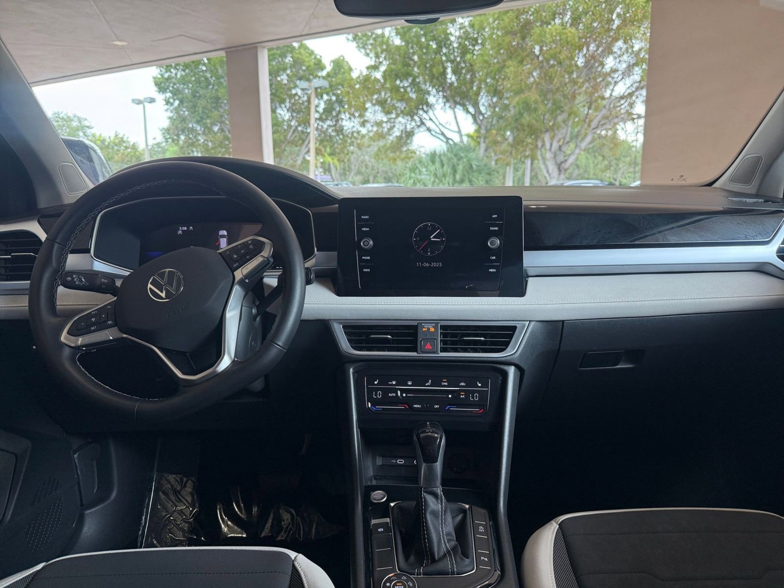 Thumbnail: 2025 Volkswagen Taos - 27