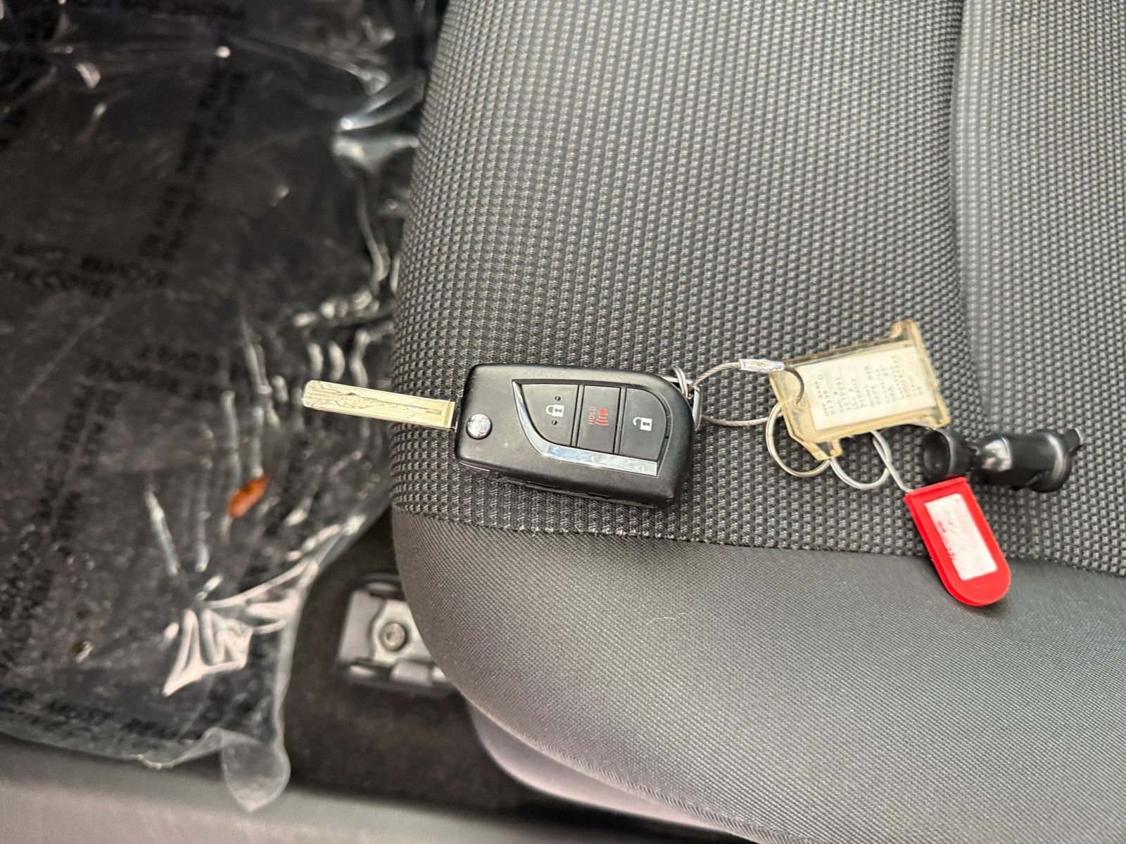 Thumbnail: 2025 Toyota RAV4 - 30