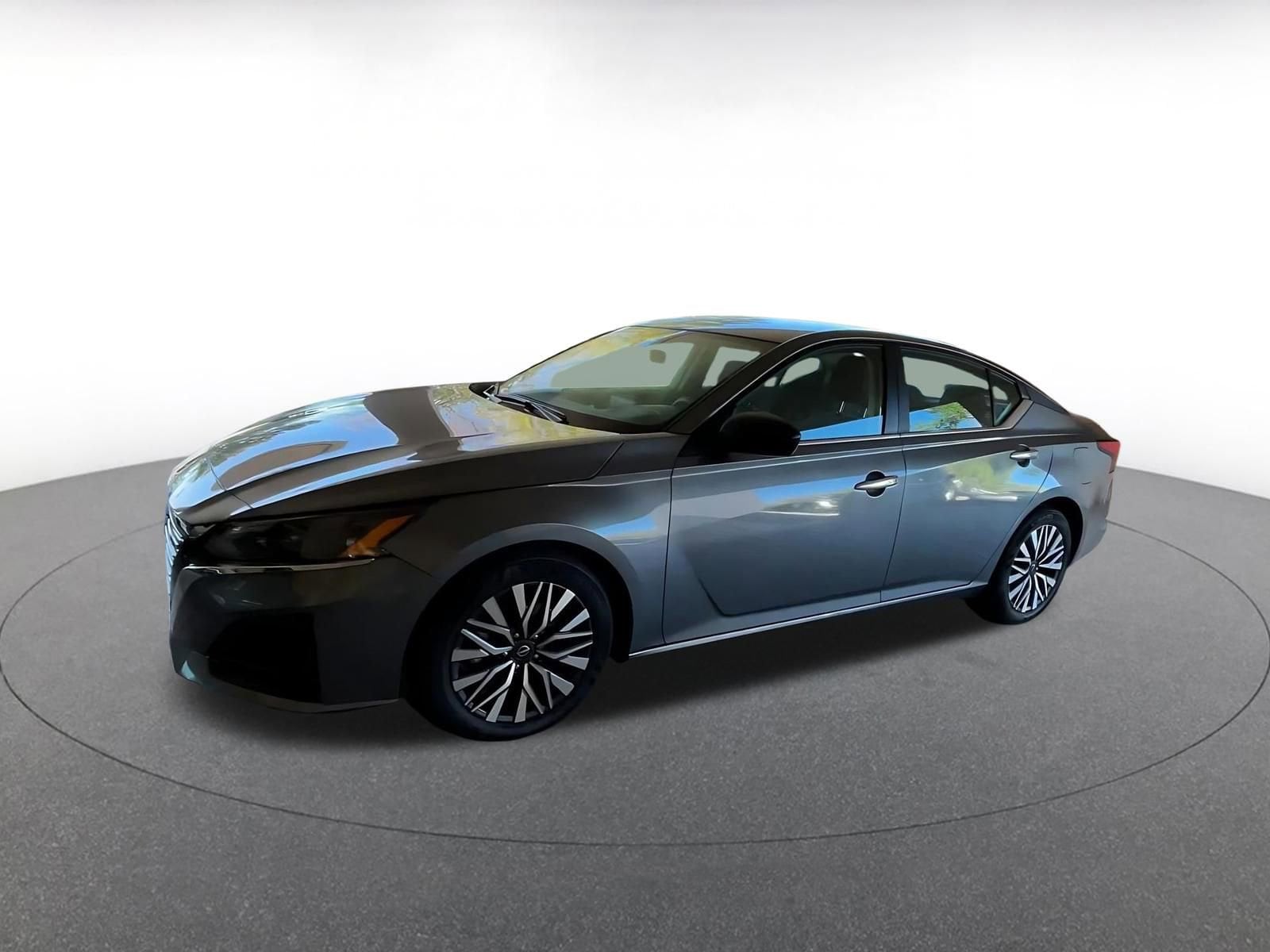 Thumbnail: 2025 Nissan Altima - 7