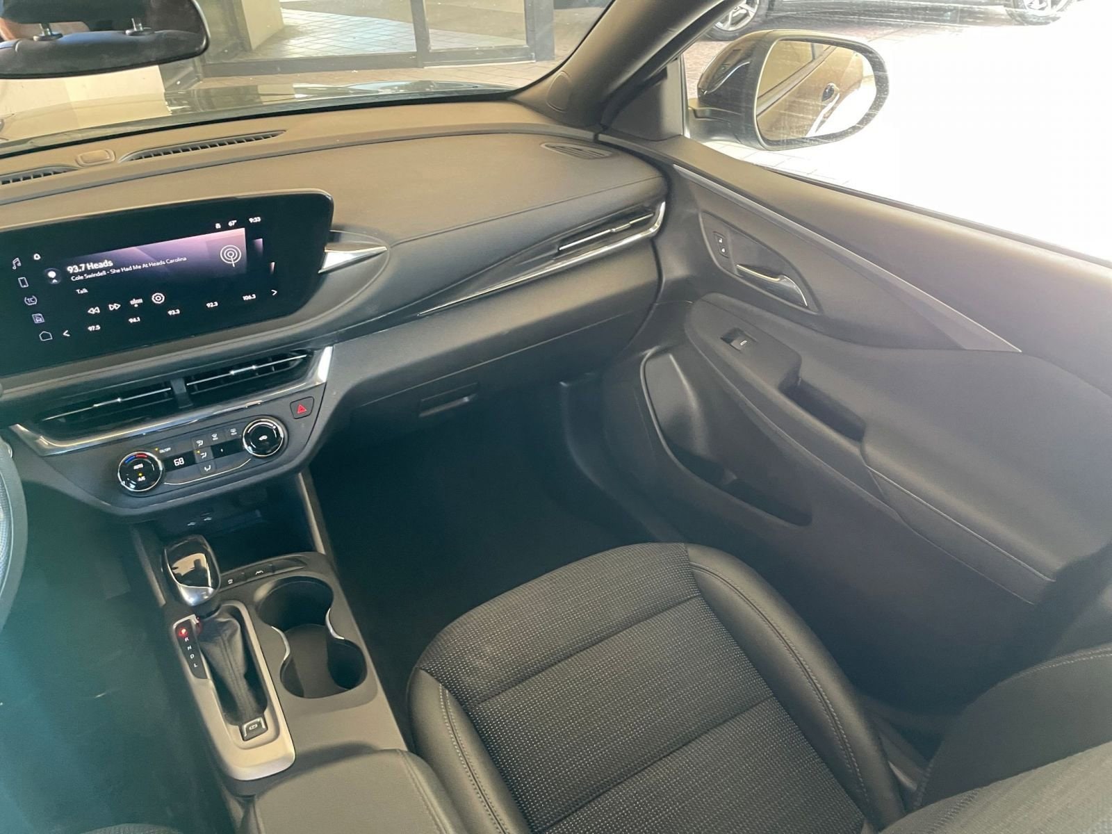 Thumbnail: 2025 Buick Envista - 33