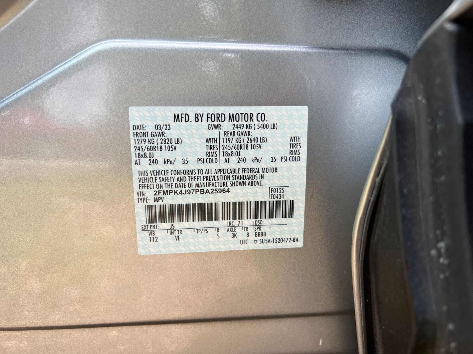 2023 Ford Edge SEL 18