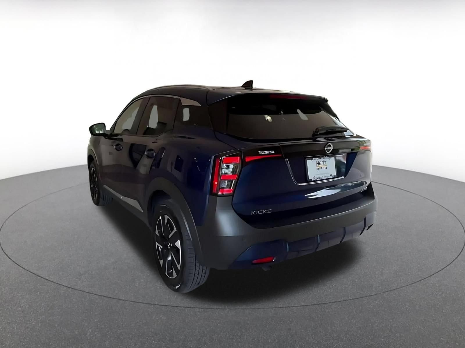 Thumbnail: 2026 Nissan Kicks - 10