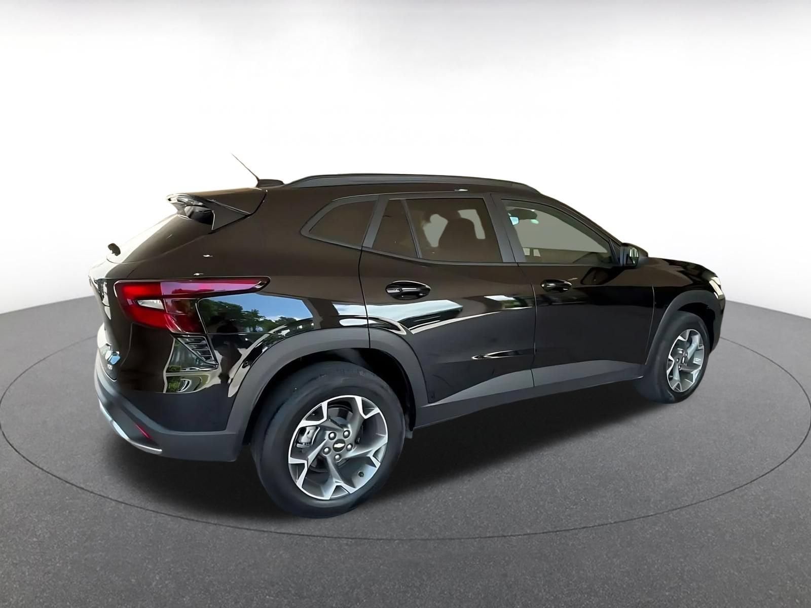 Thumbnail: 2025 Chevrolet Trax - 13