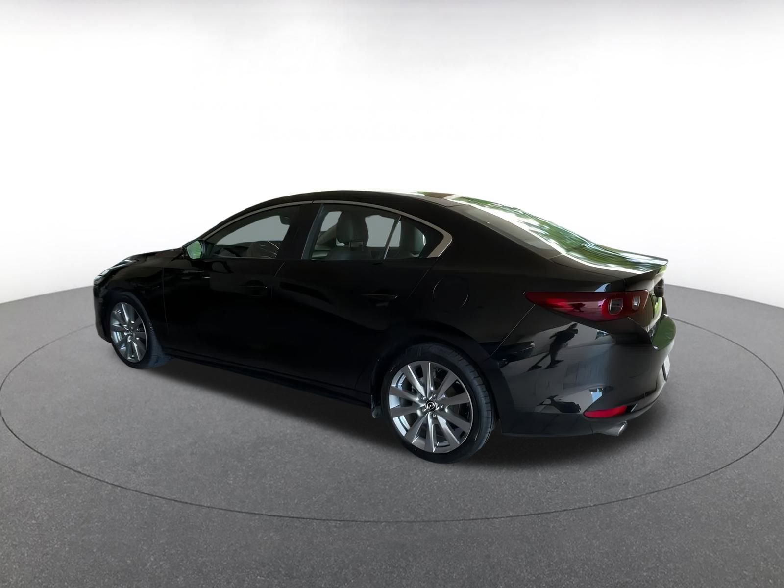 Thumbnail: 2024 Mazda Mazda3 - 9