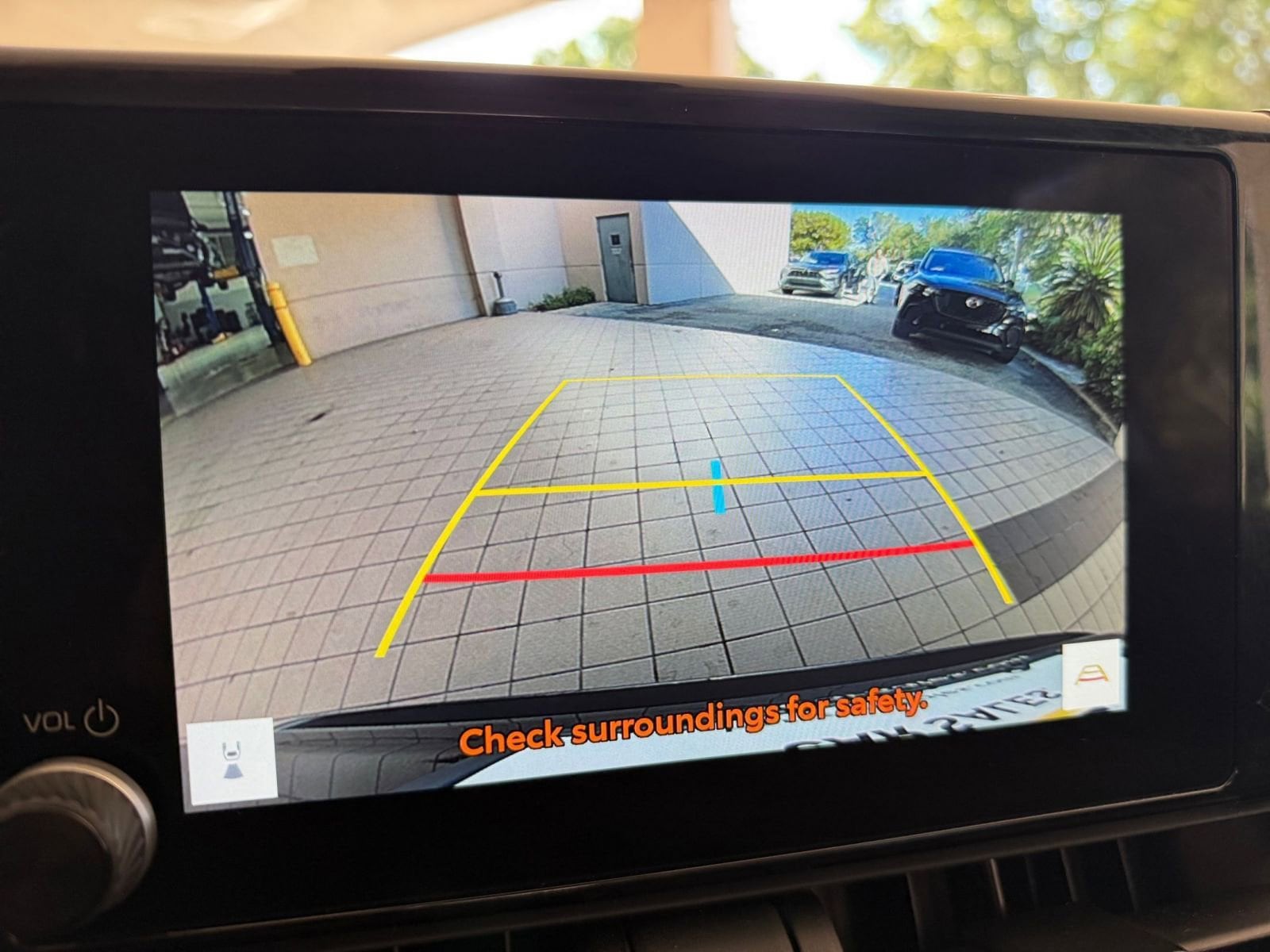 Thumbnail: 2025 Toyota RAV4 - 29