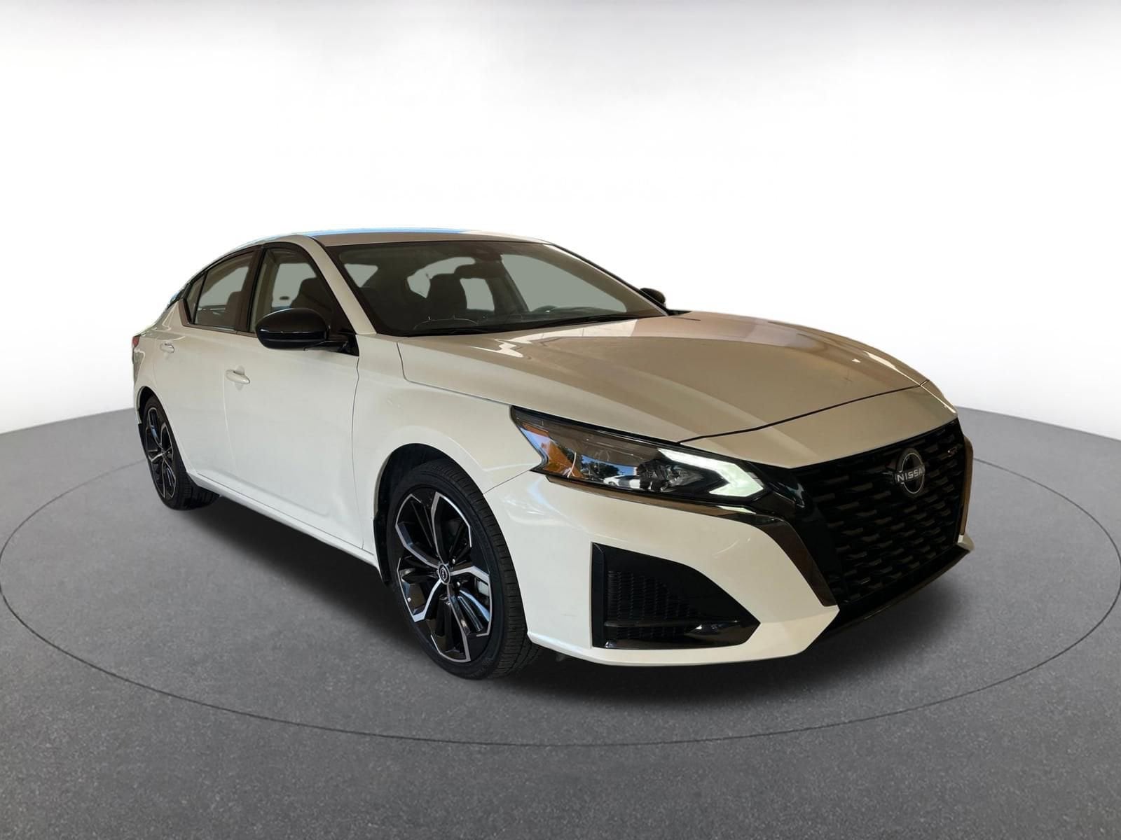 Thumbnail: 2025 Nissan Altima - 1