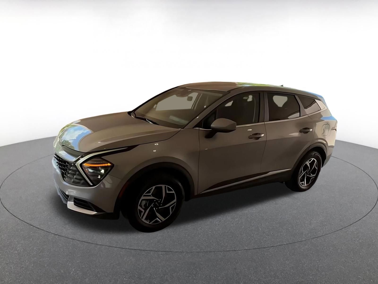 Thumbnail: 2025 Kia Sportage - 8