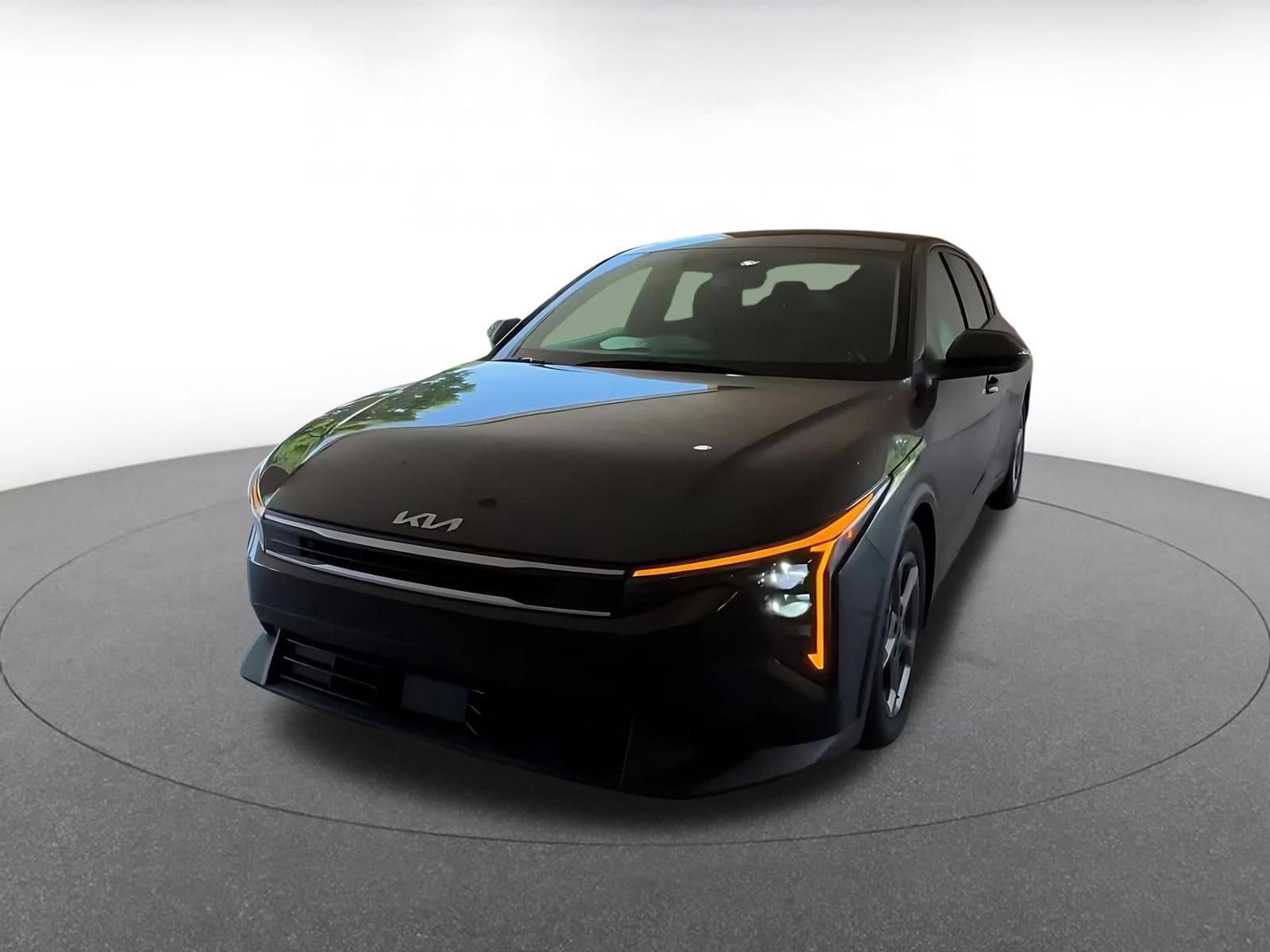 Thumbnail: 2025 Kia K4 - 4