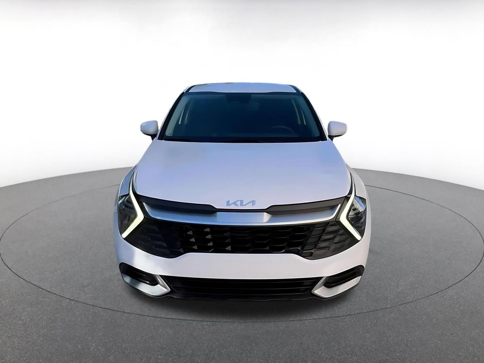 Thumbnail: 2025 Kia Sportage - 4