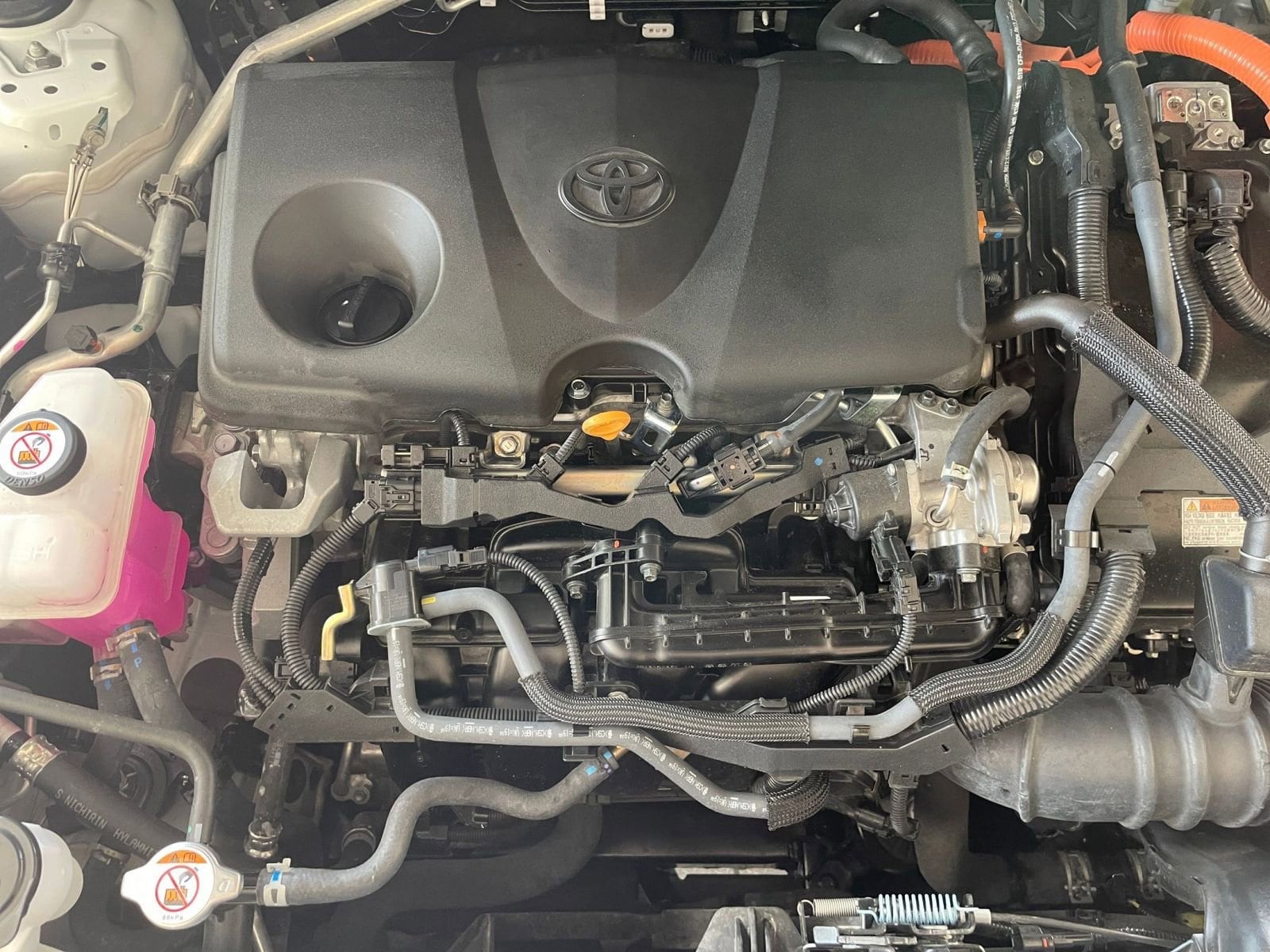 Thumbnail: 2025 Toyota RAV4 - 30