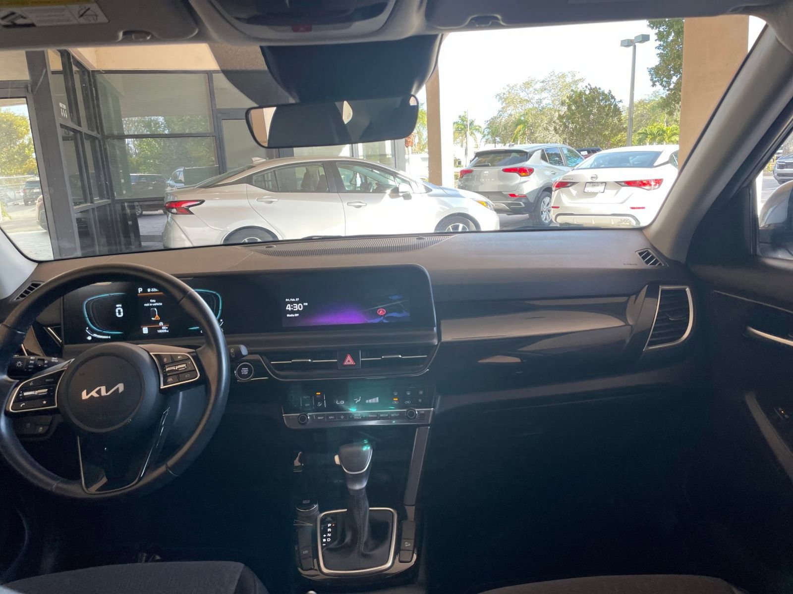 Thumbnail: 2025 Kia Seltos - 29