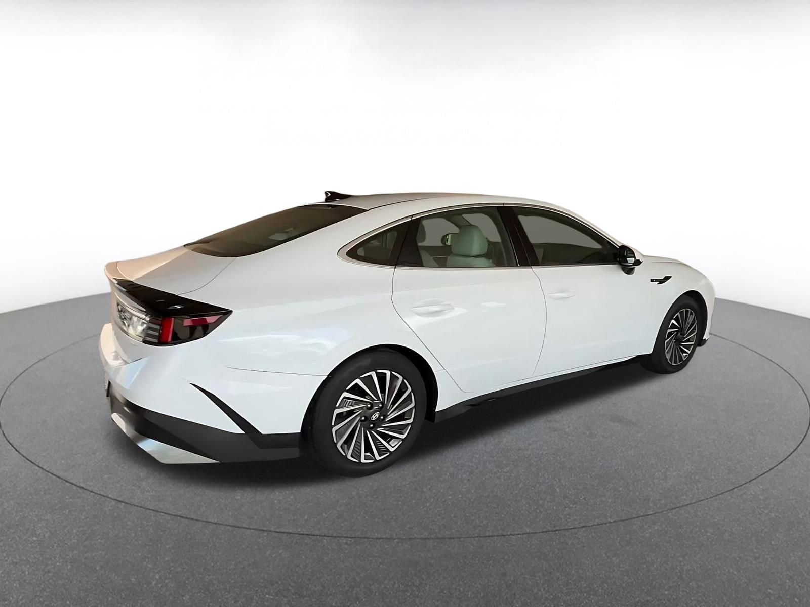 Thumbnail: 2025 Hyundai Sonata - 15