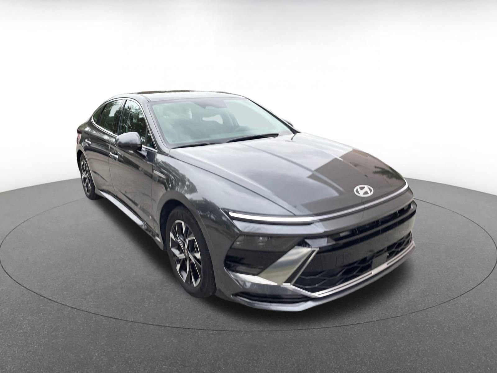 Thumbnail: 2025 Hyundai Sonata - 1