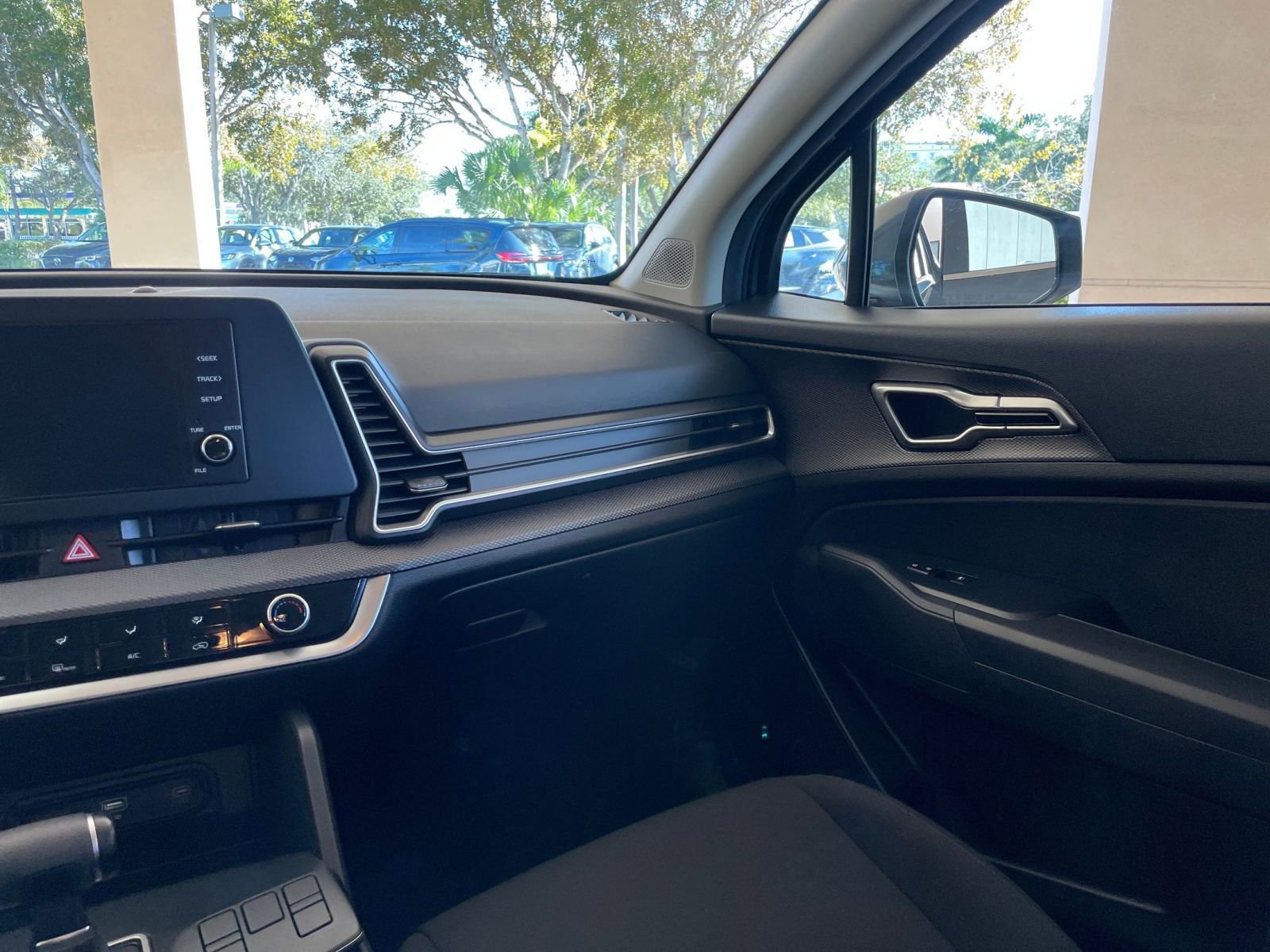 Thumbnail: 2025 Kia Sportage - 30