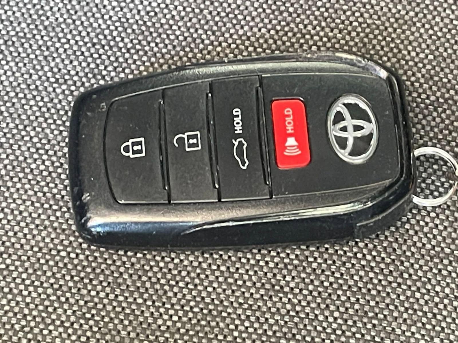 Thumbnail: 2025 Toyota Camry - 21