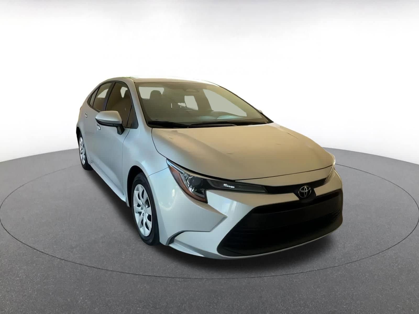 Thumbnail: 2024 Toyota Corolla - 3