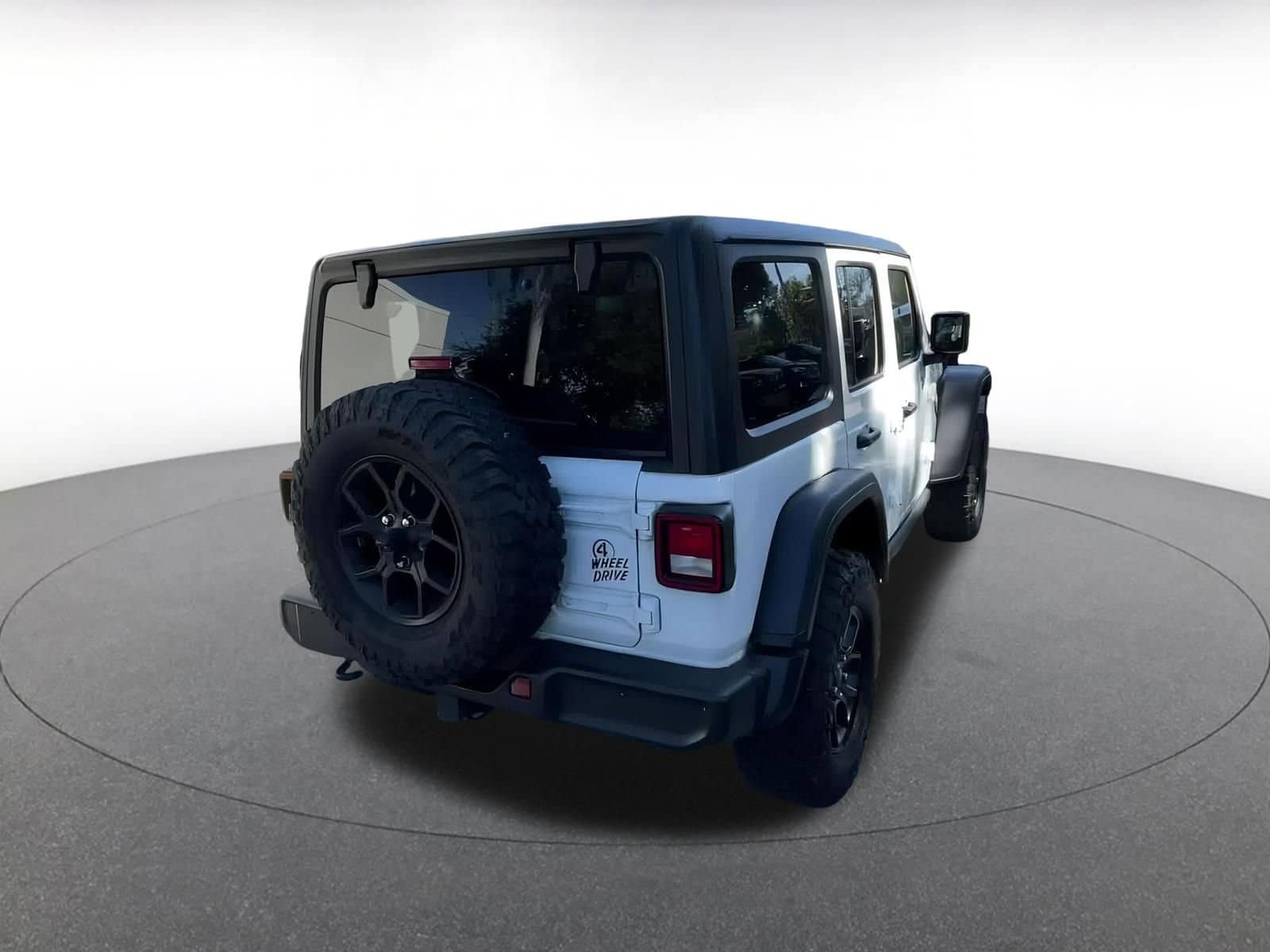 Thumbnail: 2025 Jeep Wrangler - 14