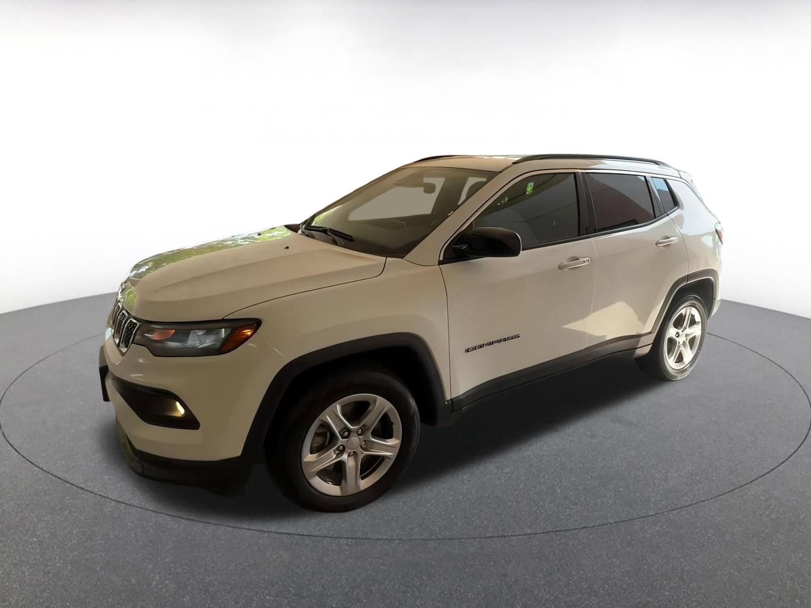 Thumbnail: 2023 Jeep Compass - 8