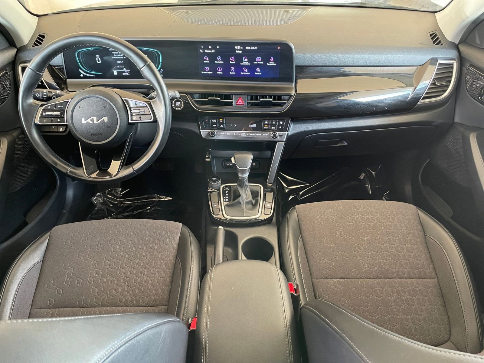 Thumbnail: 2025 Kia Seltos - 32