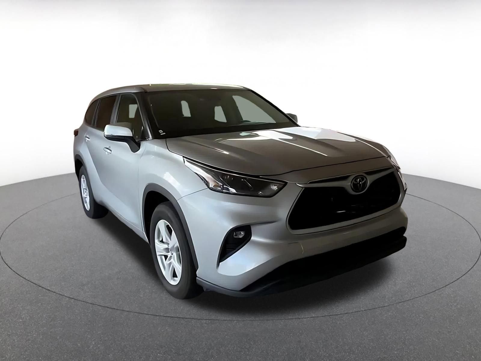 Thumbnail: 2025 Toyota Highlander - 3