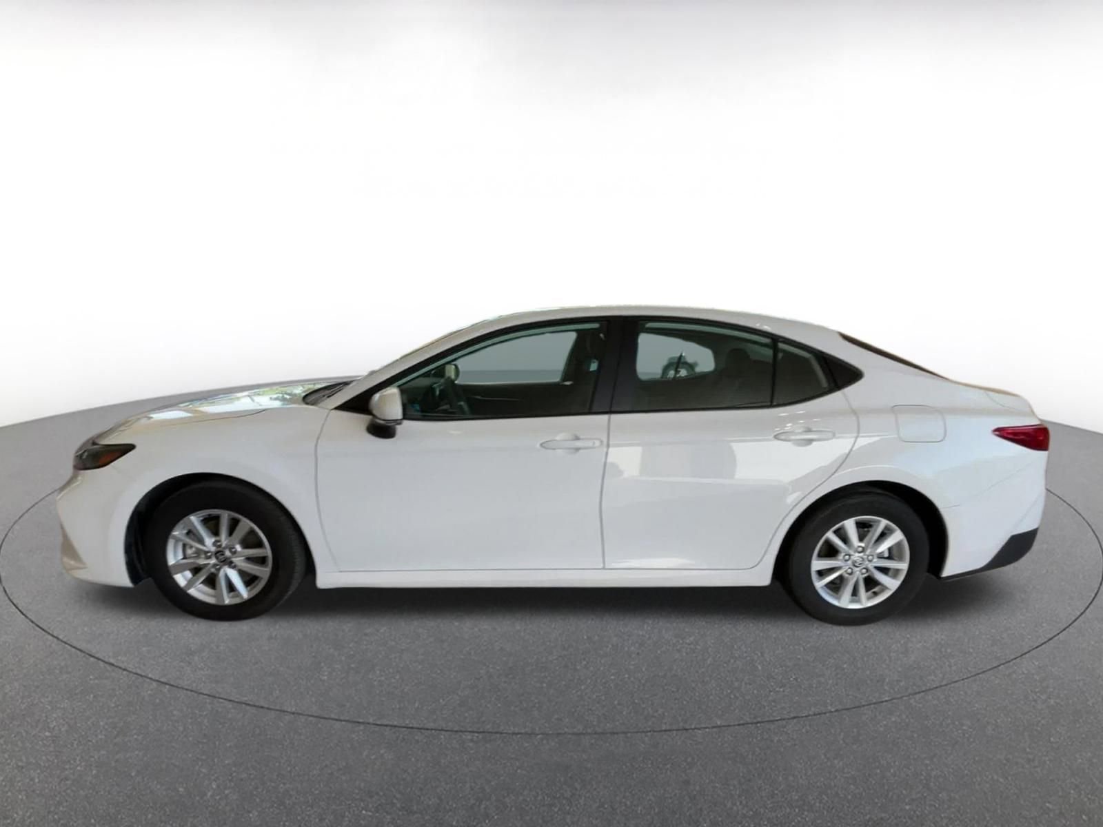 Thumbnail: 2025 Toyota Camry - 9