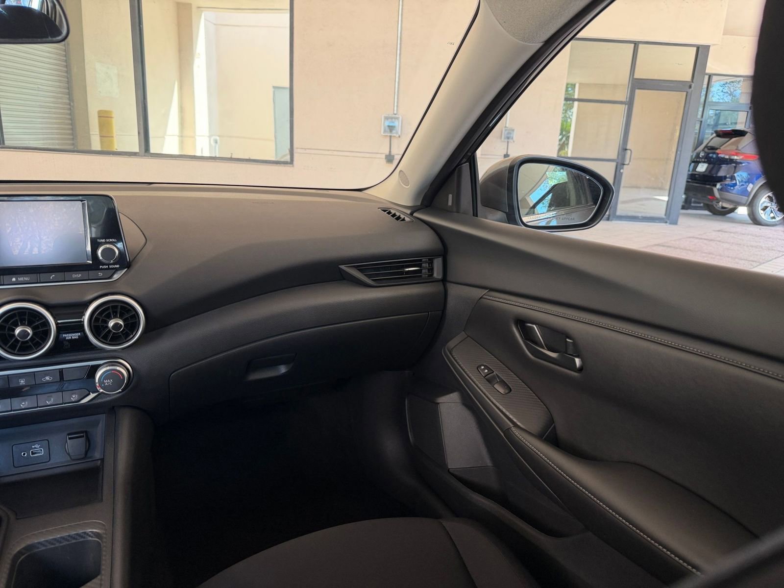 Thumbnail: 2025 Nissan Sentra - 30