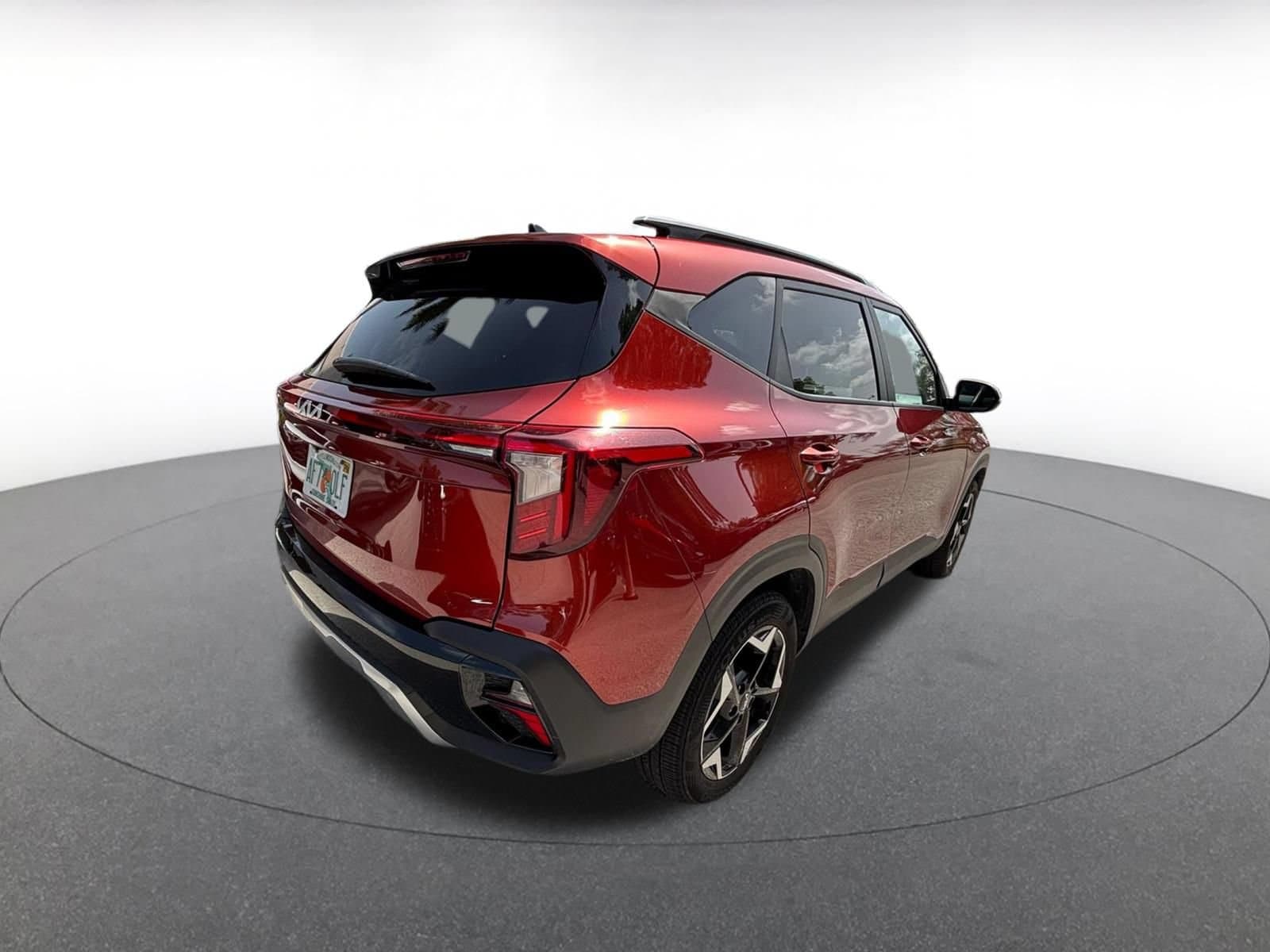 Thumbnail: 2025 Kia Seltos - 7