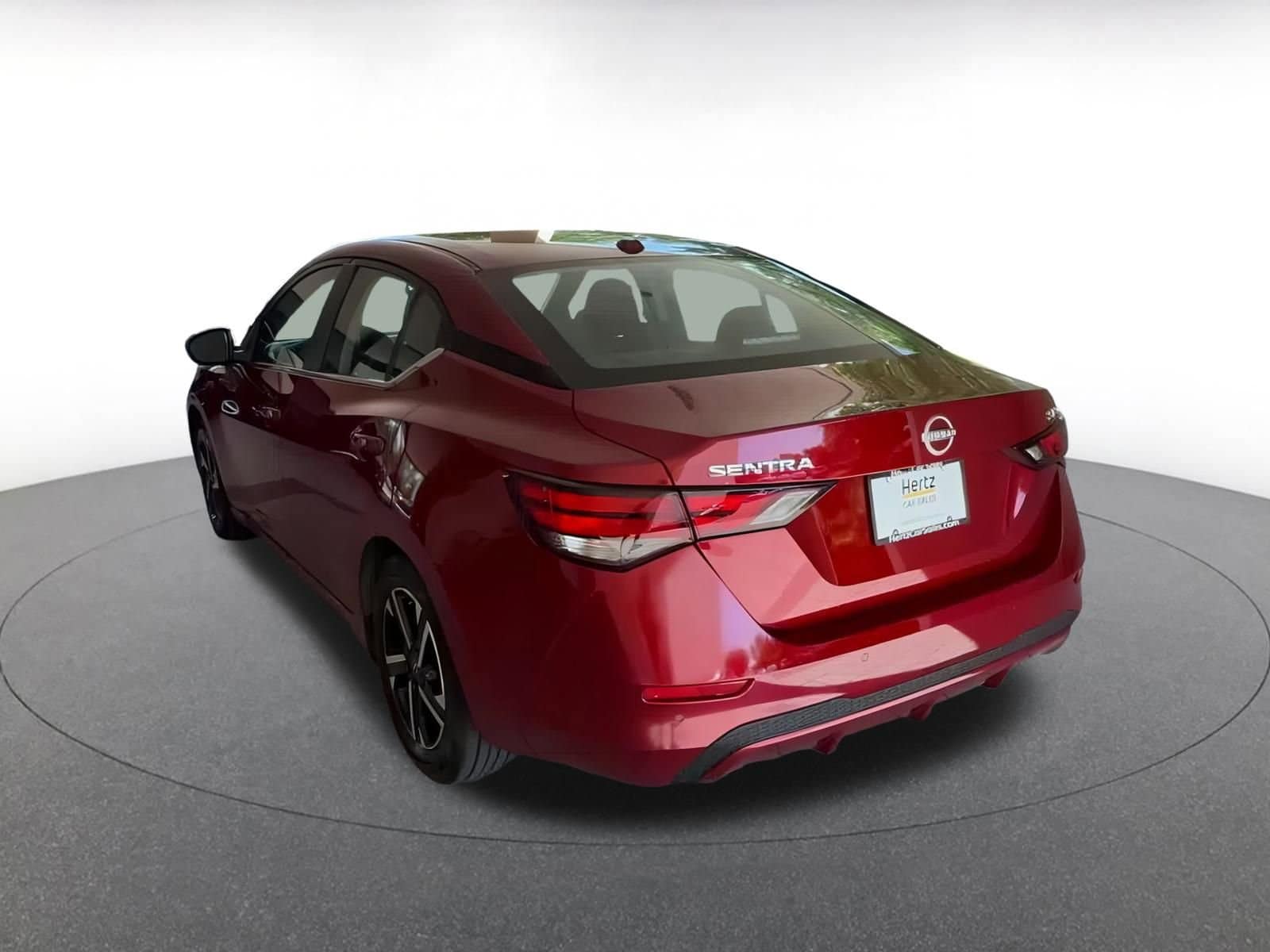 Thumbnail: 2024 Nissan Sentra - 10