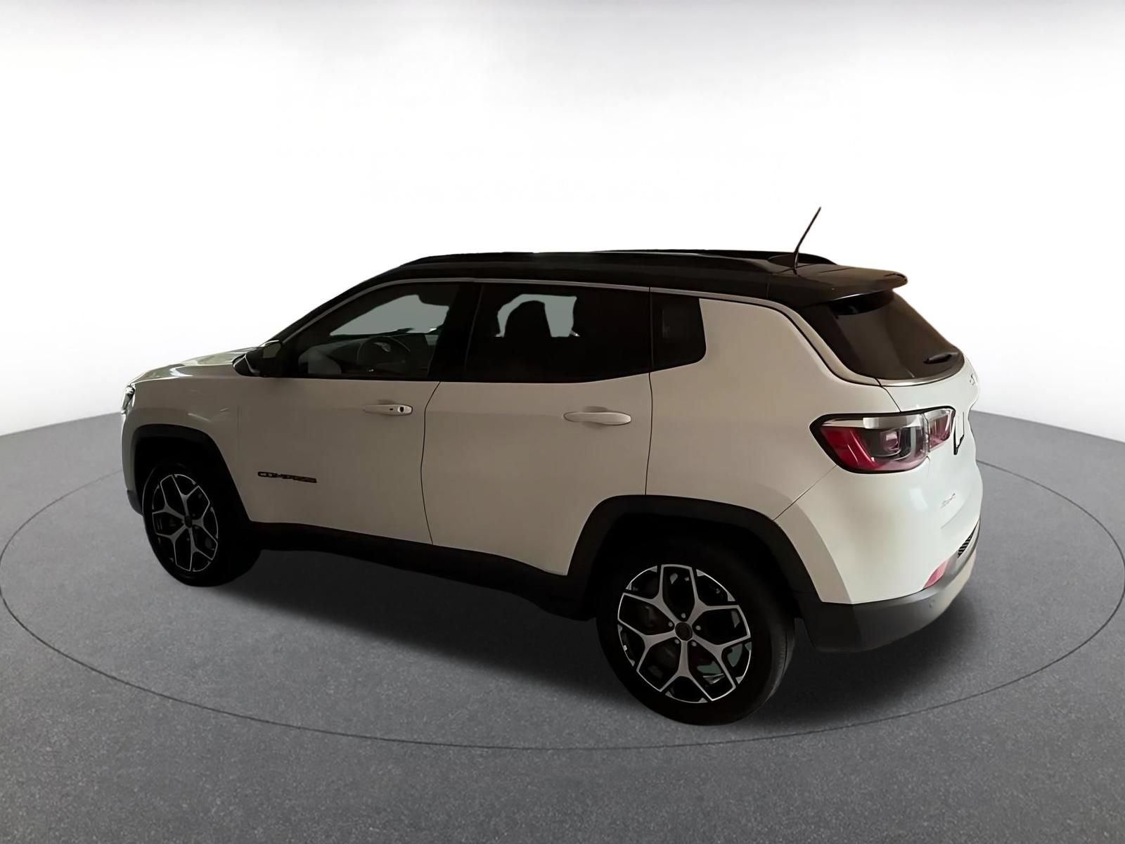 Thumbnail: 2025 Jeep Compass - 10