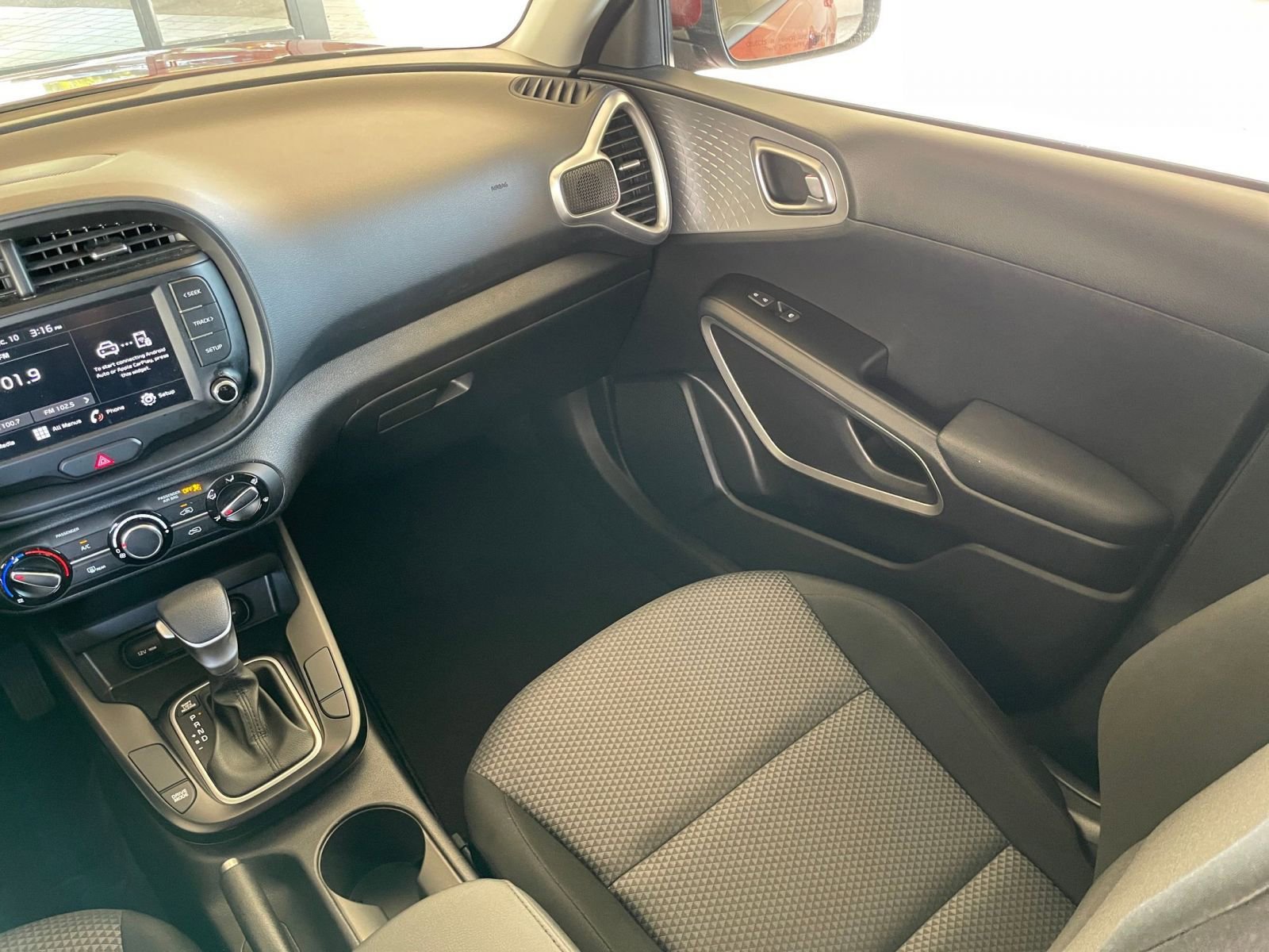 Thumbnail: 2025 Kia Soul - 33