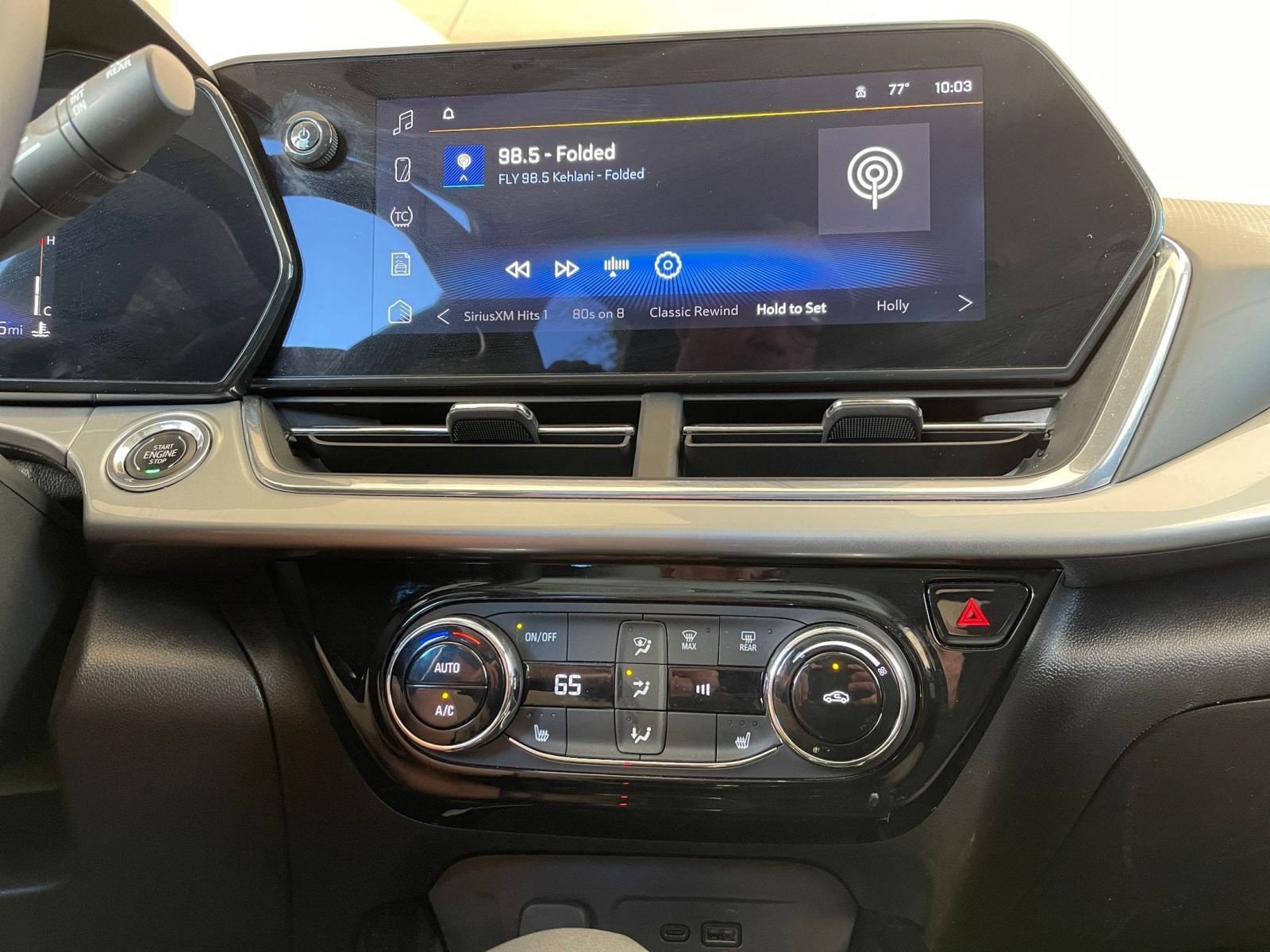 Thumbnail: 2025 Chevrolet Trax - 18