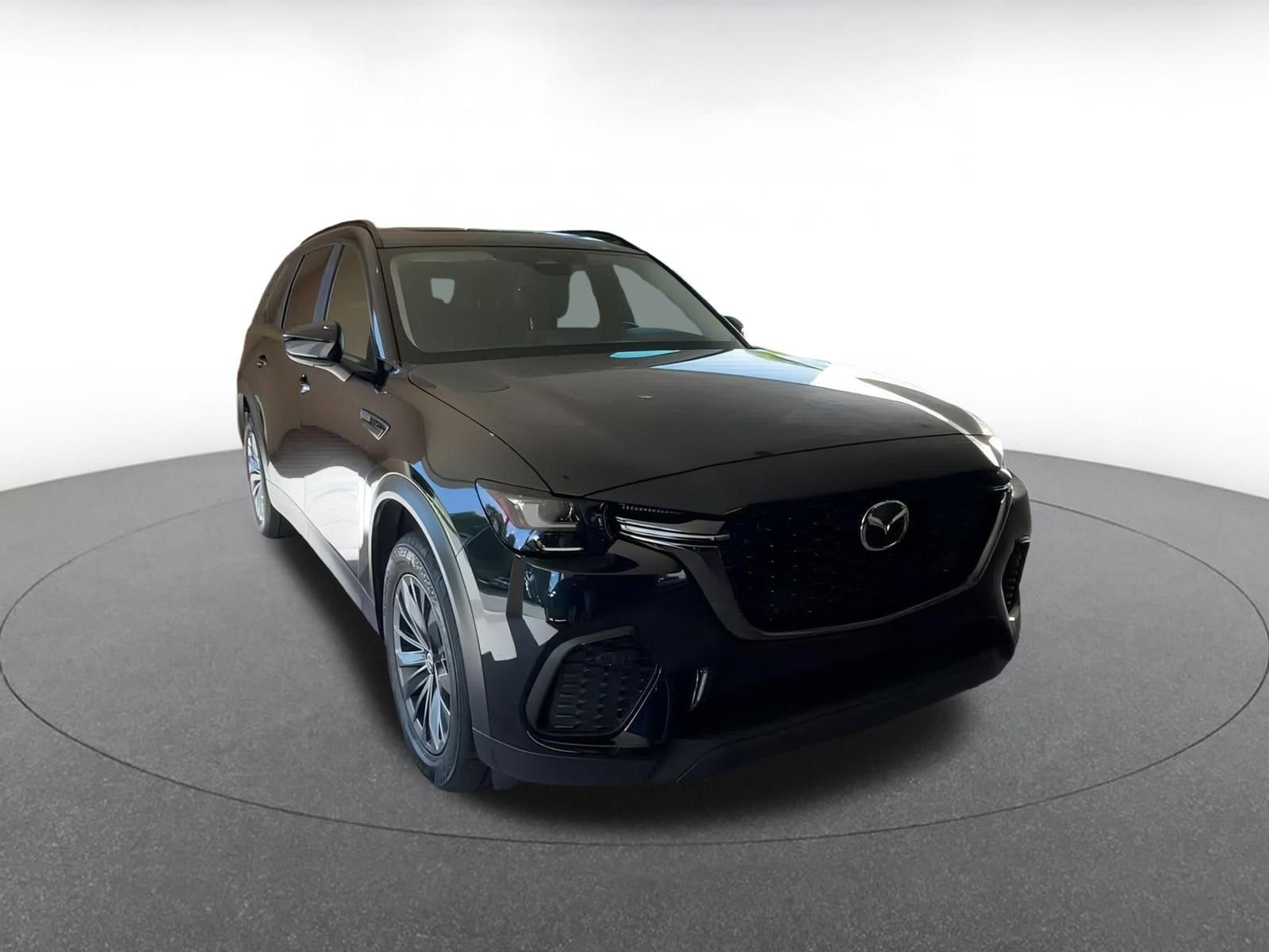 Thumbnail: 2025 Mazda CX-70 - 3