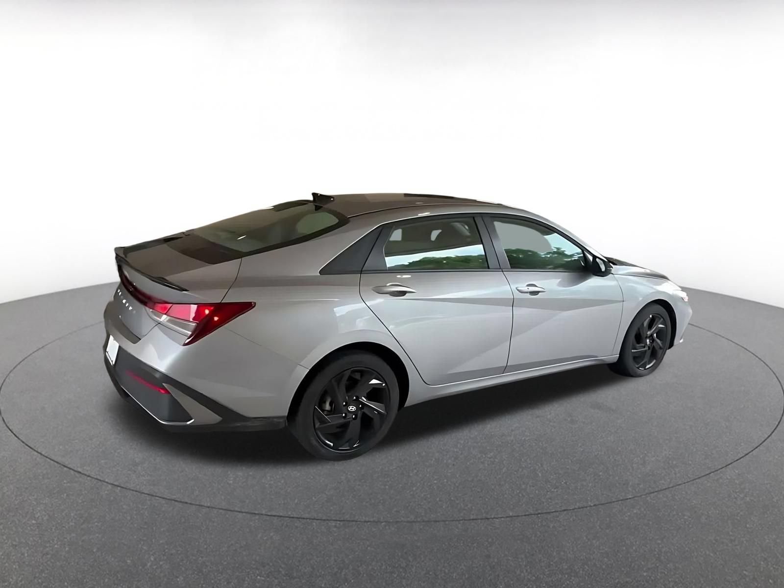 Thumbnail: 2026 Hyundai Elantra - 13