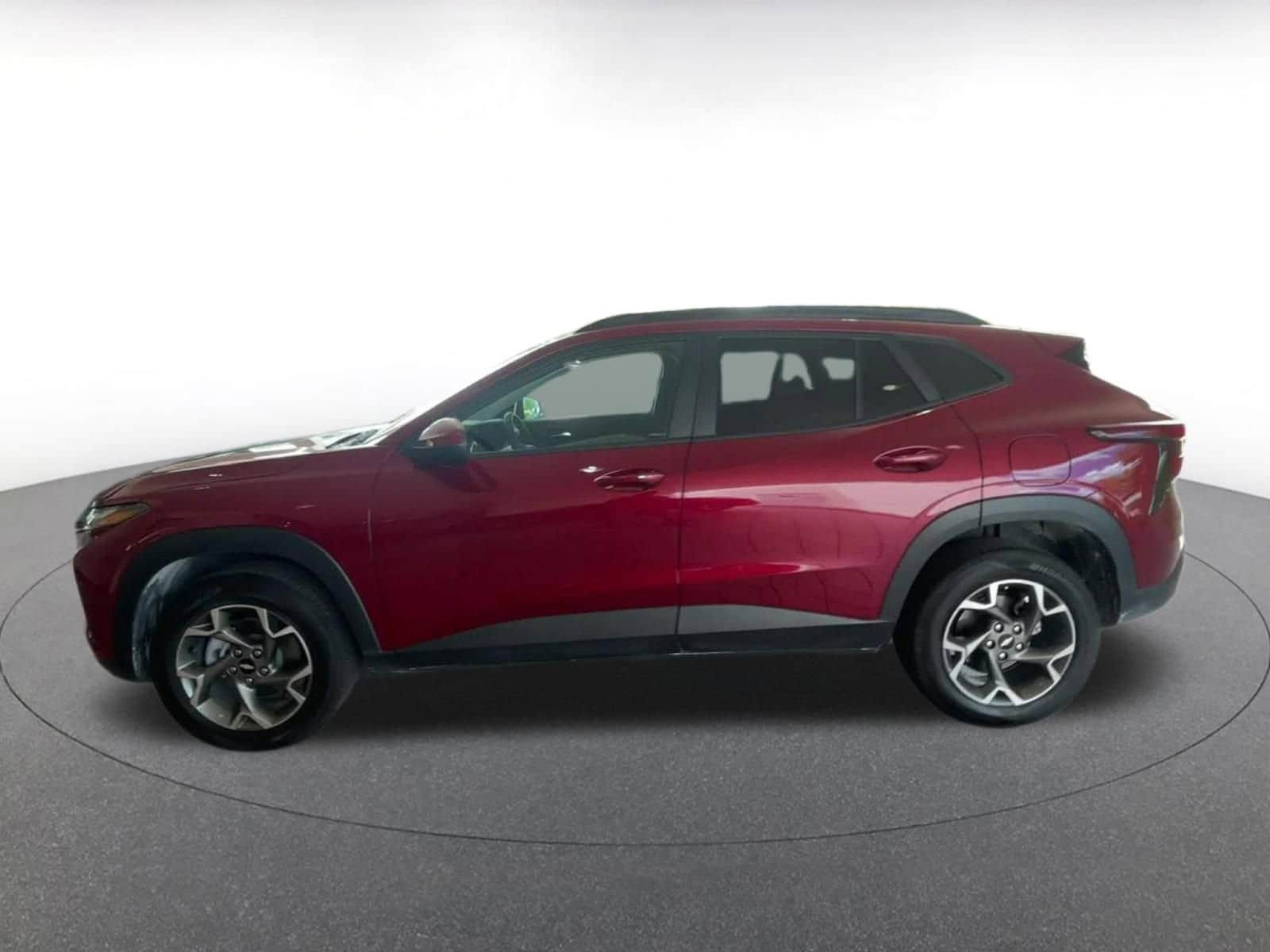 Thumbnail: 2025 Chevrolet Trax - 9