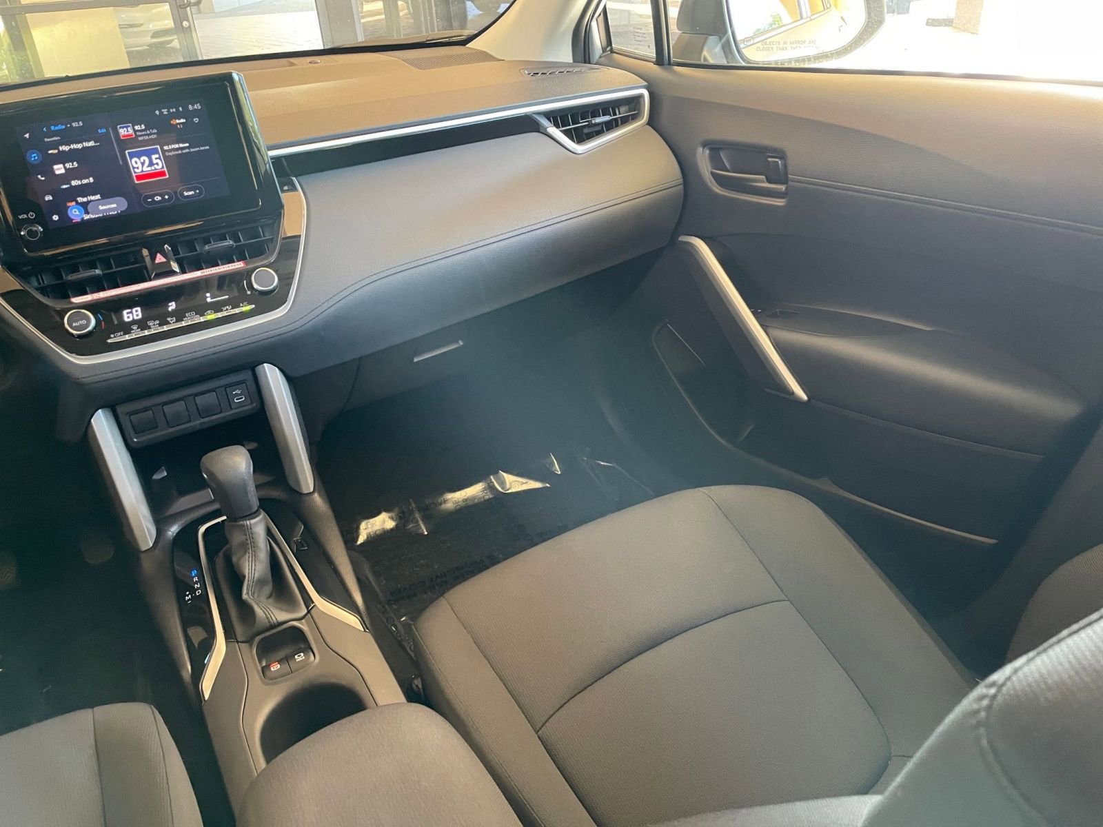 Thumbnail: 2025 Toyota Corolla Cross - 33