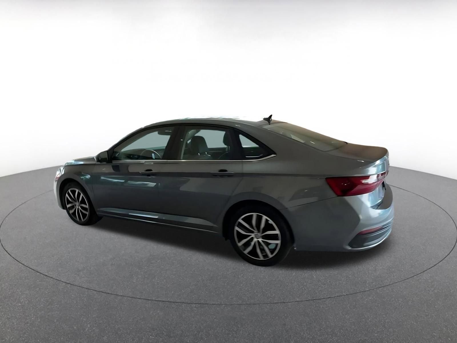 Thumbnail: 2025 Volkswagen Jetta - 9