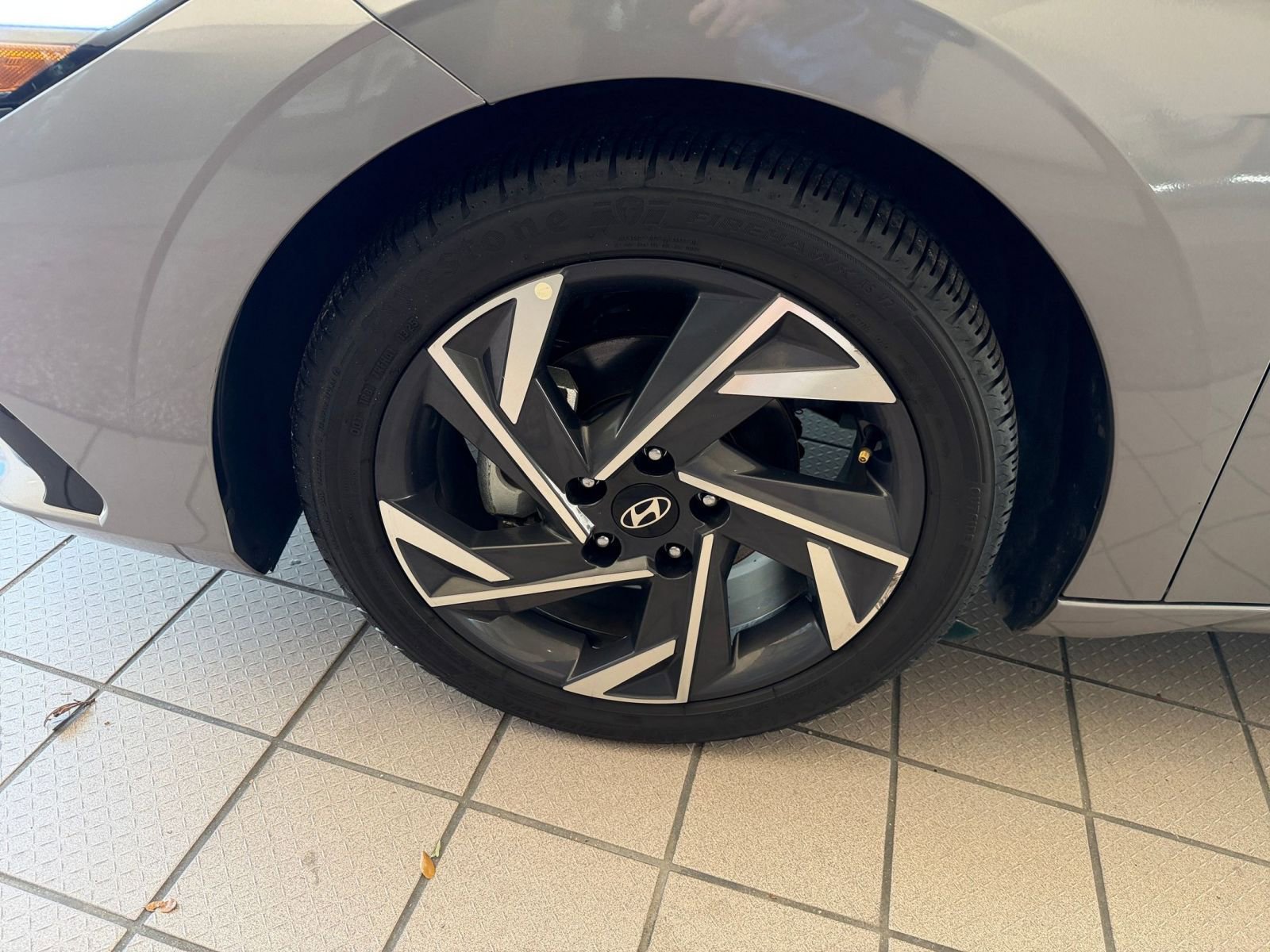 Thumbnail: 2025 Hyundai Elantra - 23