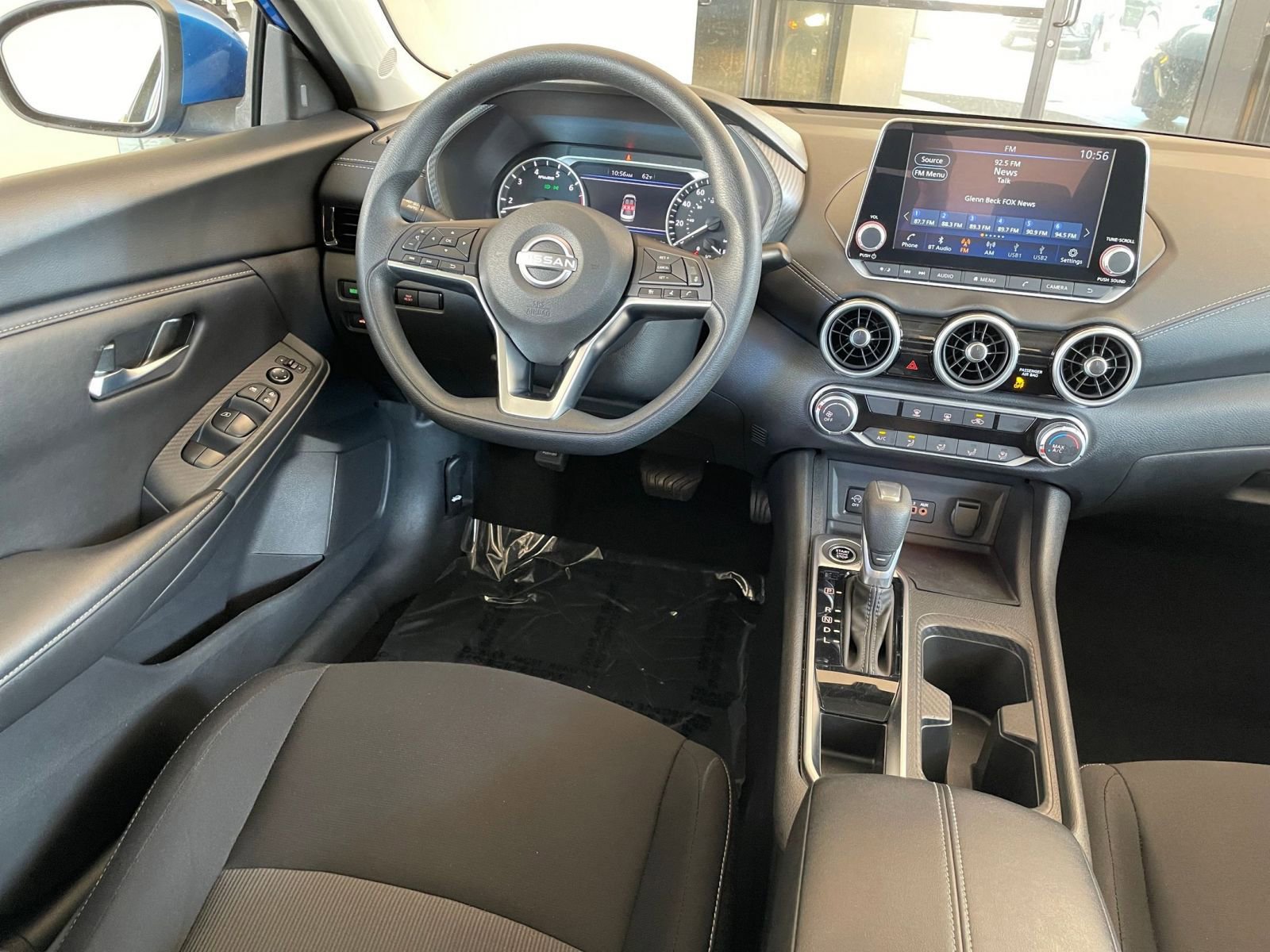 Thumbnail: 2025 Nissan Sentra - 33