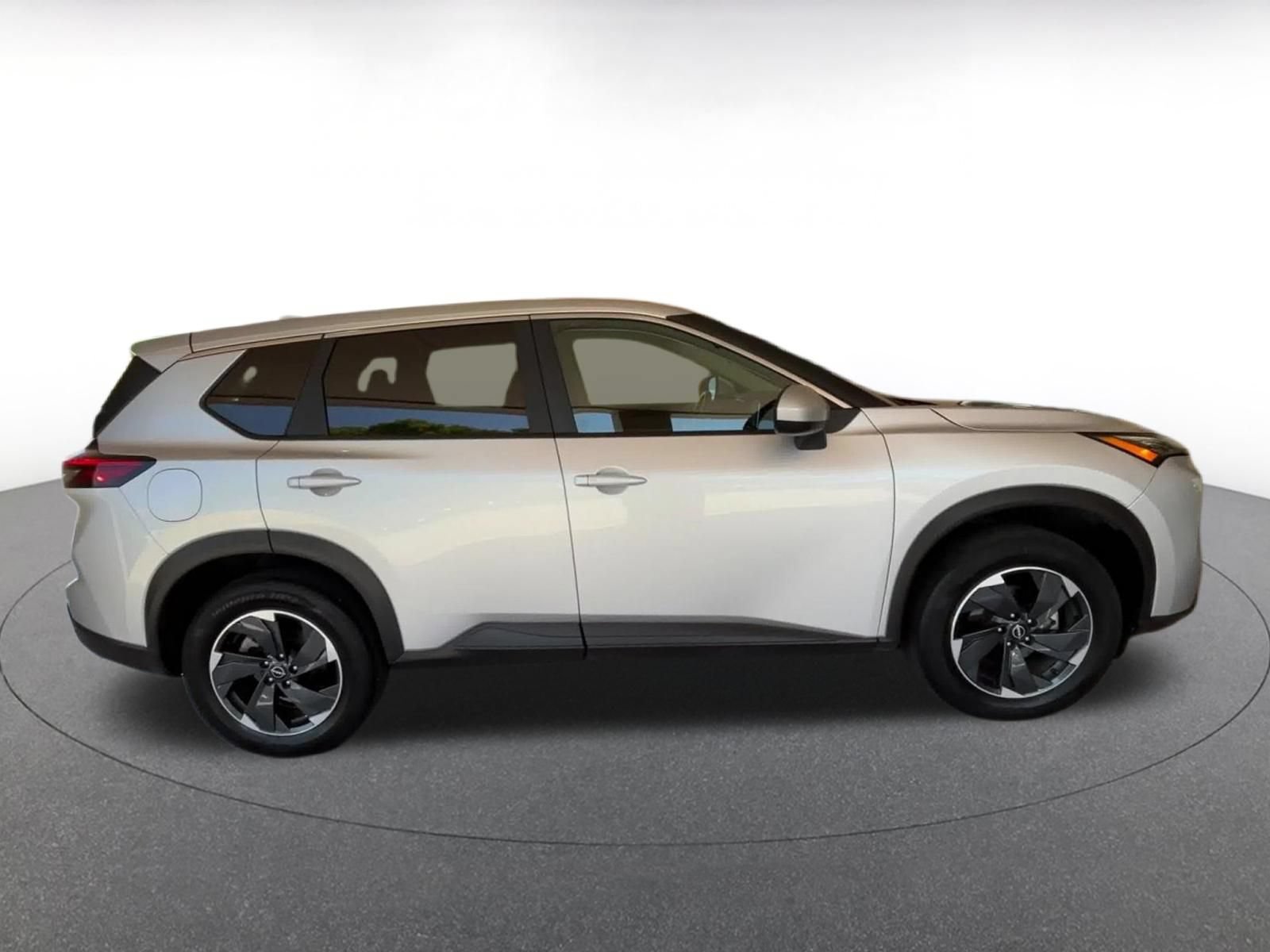 Thumbnail: 2025 Nissan Rogue - 15