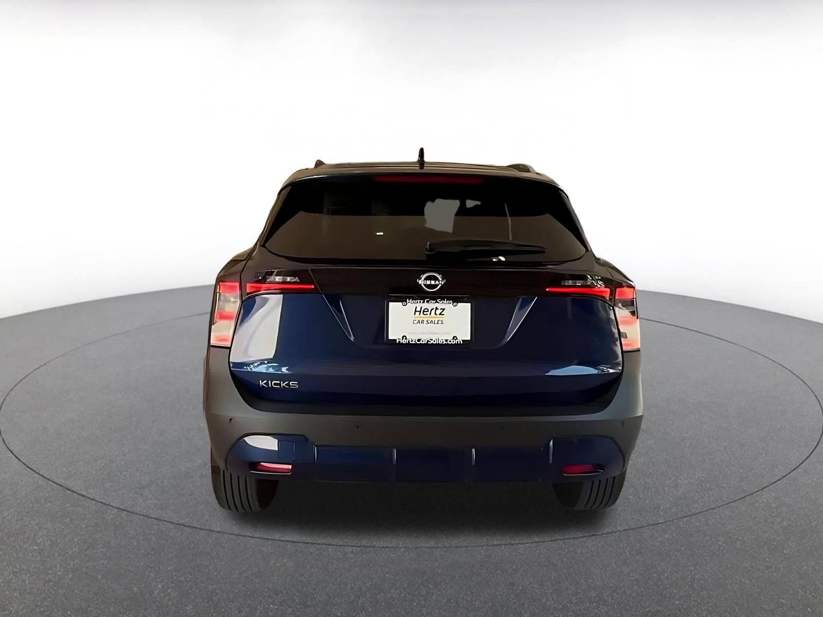 Thumbnail: 2026 Nissan Kicks - 12