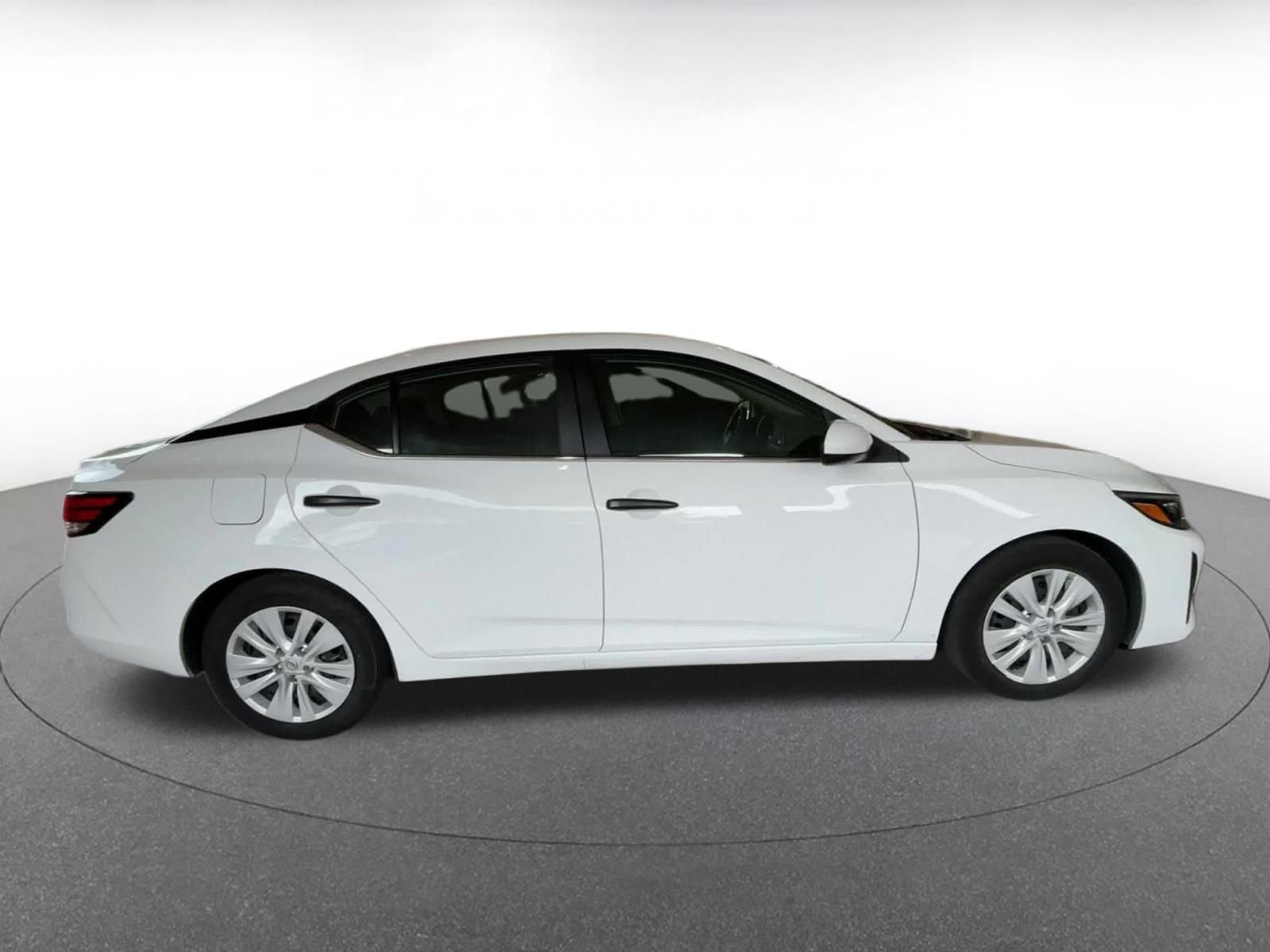 Thumbnail: 2025 Nissan Sentra - 15