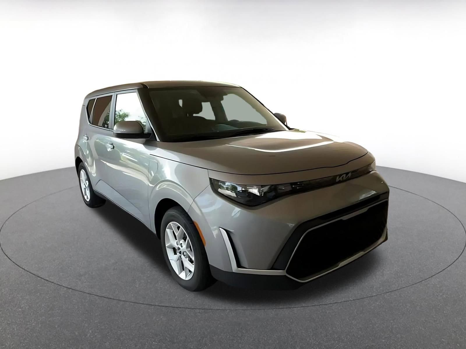 Thumbnail: 2025 Kia Soul - 3